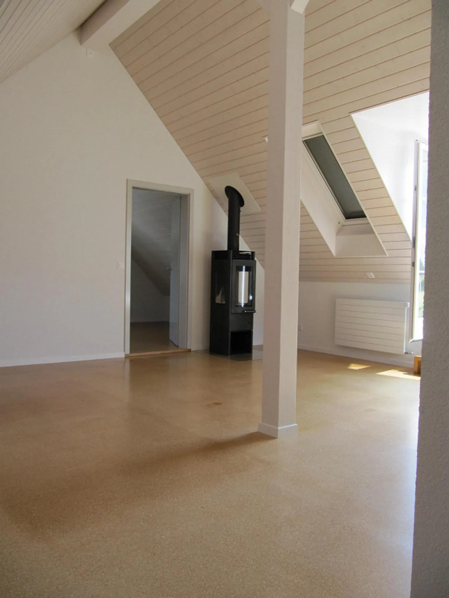 L'opportunità! Cercasi nuovo inquilino: Appartamento mansardato con terrazza di 20m2 - Foto 1 di 5