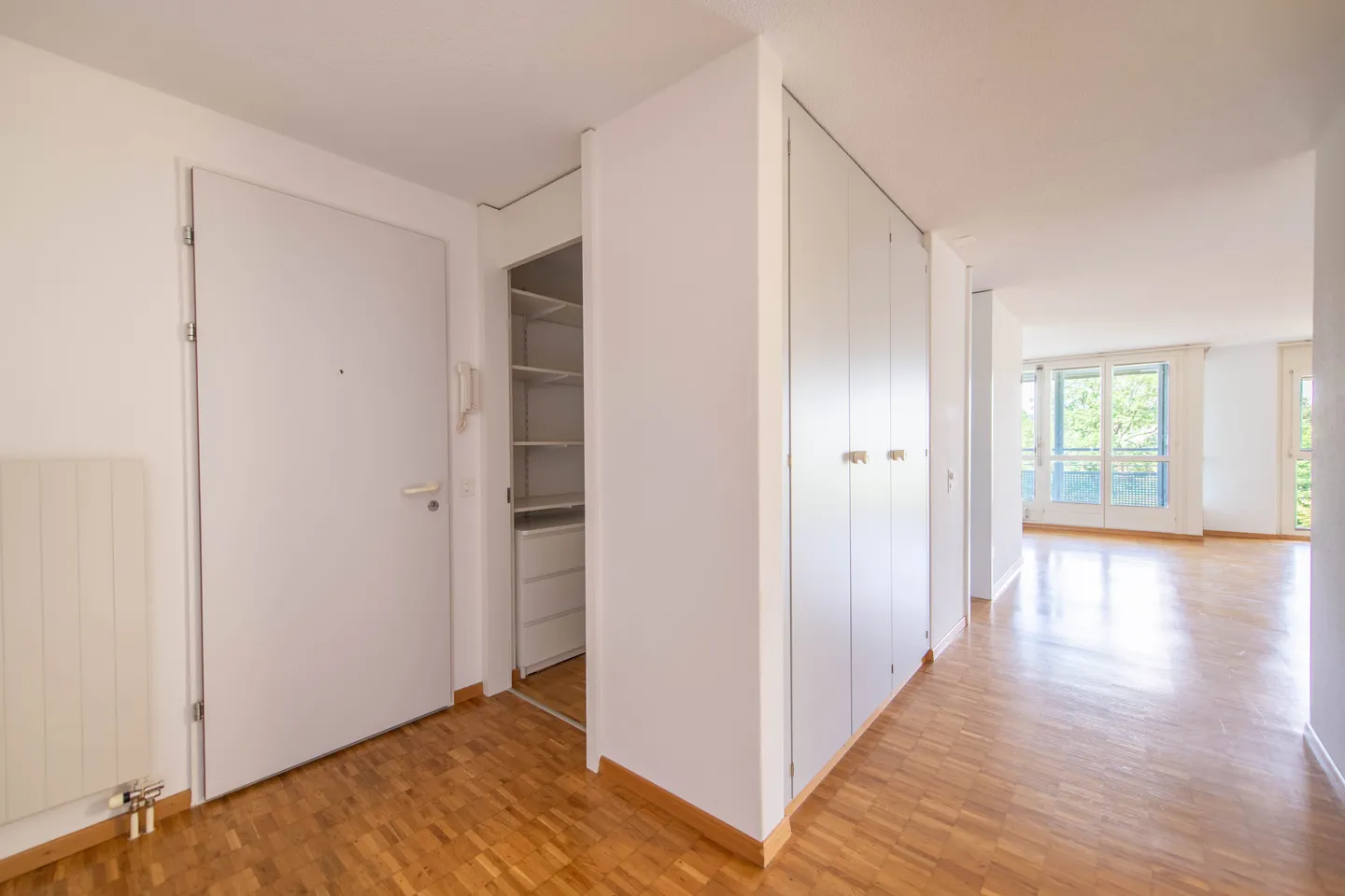 Geräumige Wohnung mit Balkon - Foto 7 von 11