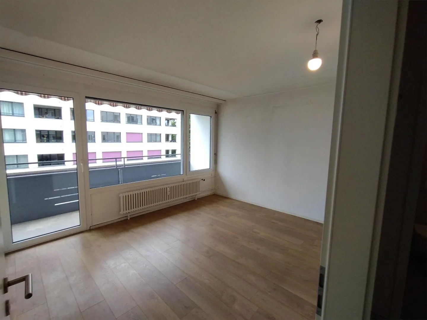 Central Apartment Seeks Tenants - Photo 8 of 10