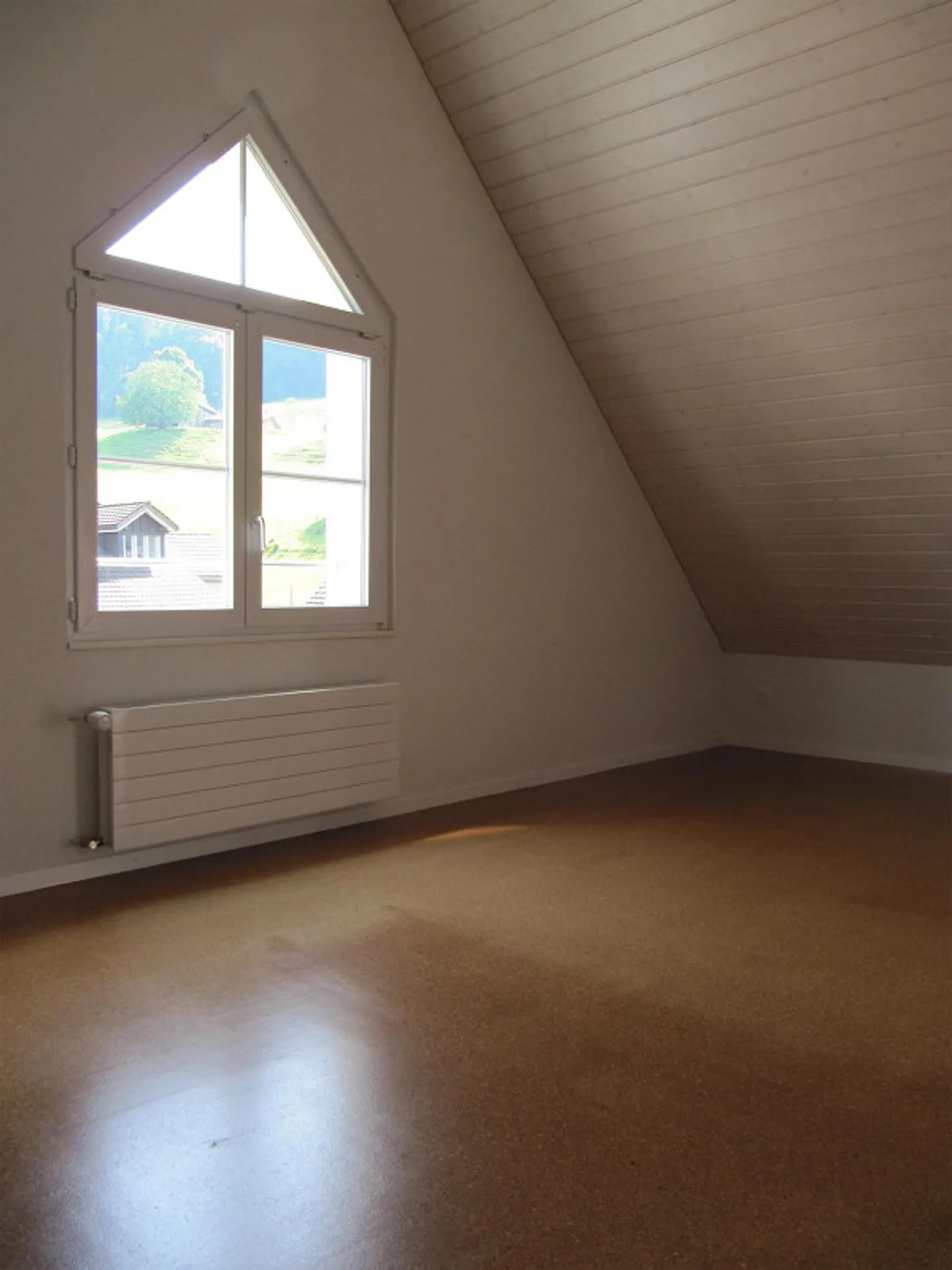 L'opportunità! Cercasi nuovo inquilino: Appartamento mansardato con terrazza di 20m2 - Foto 3 di 5