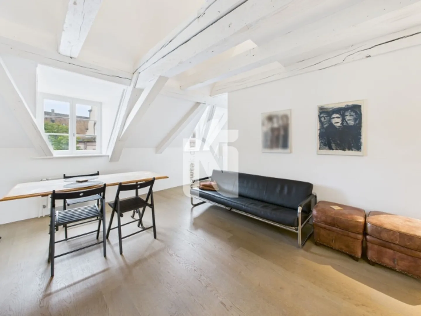 Grosszügige, möblierte 2.5-Zimmer-Maisonette-Wohnung in zentraler Lage beim Spalentor - Foto 1 von 8