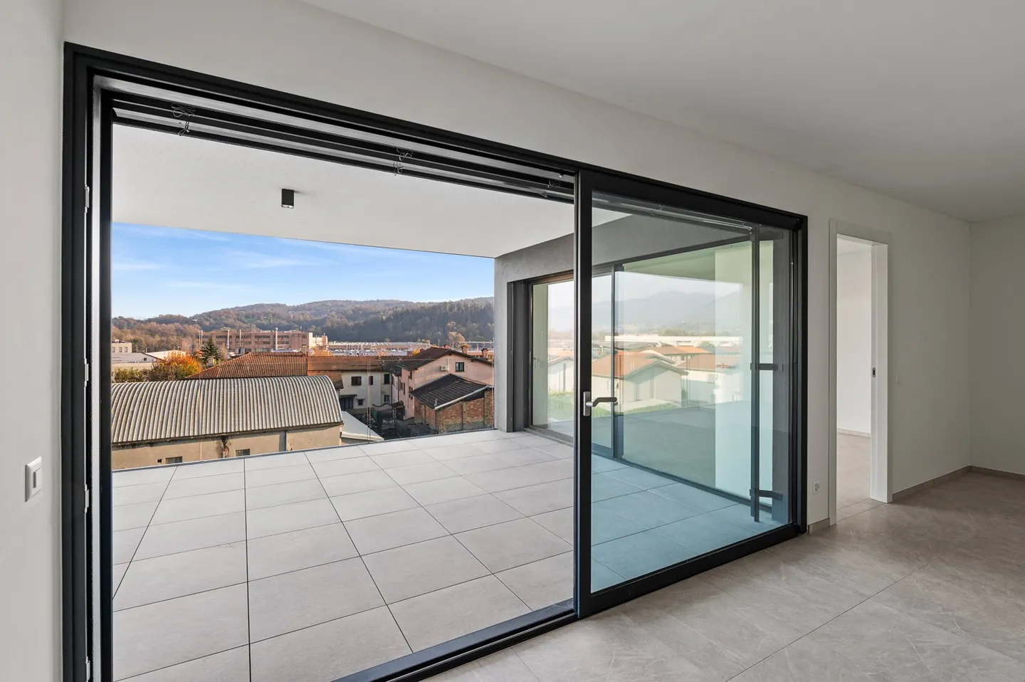 Letztes 4.5-Zimmer-Dachgeschoss in der Residenza Fontis in Stabio zum Verkauf - Foto 4 von 20