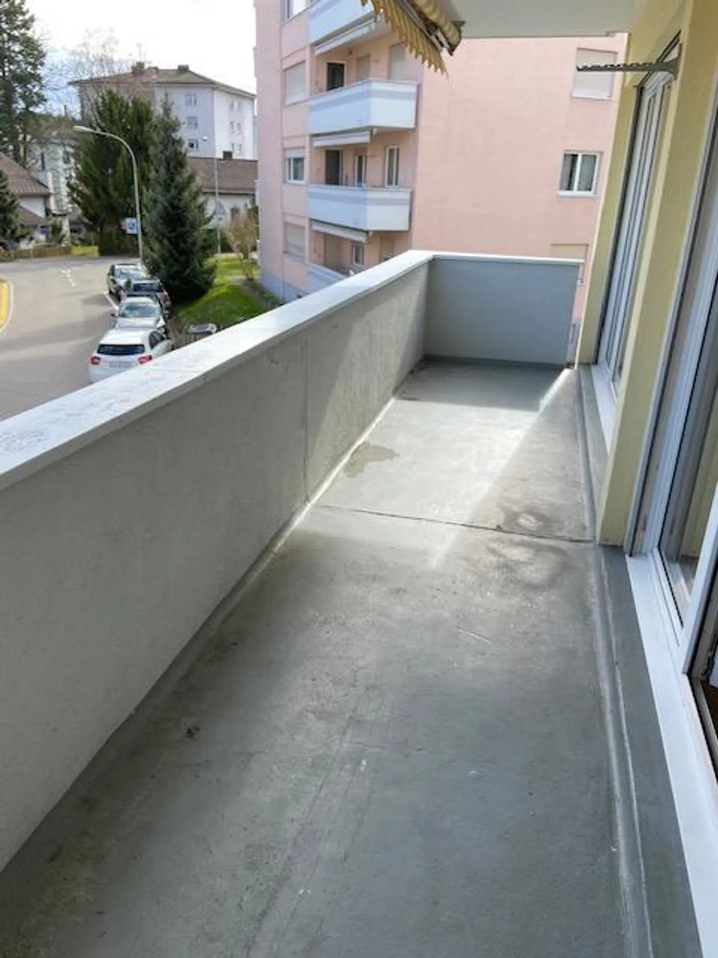 Limited: Friendly Apartment in Central Location - Photo 9 of 10