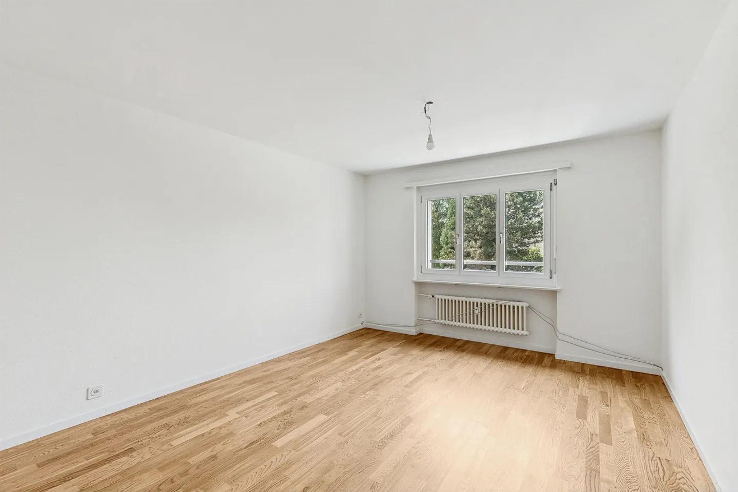 Central location, fresh renovation, high living comfort - Photo 7 of 8