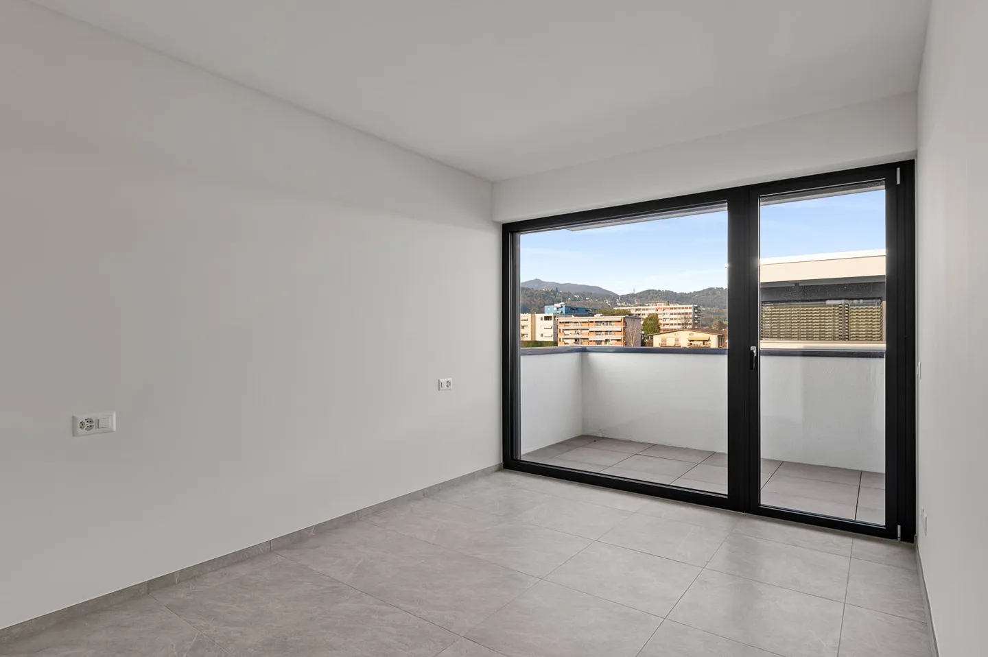 Letztes 4.5-Zimmer-Dachgeschoss in der Residenza Fontis in Stabio zum Verkauf - Foto 12 von 20