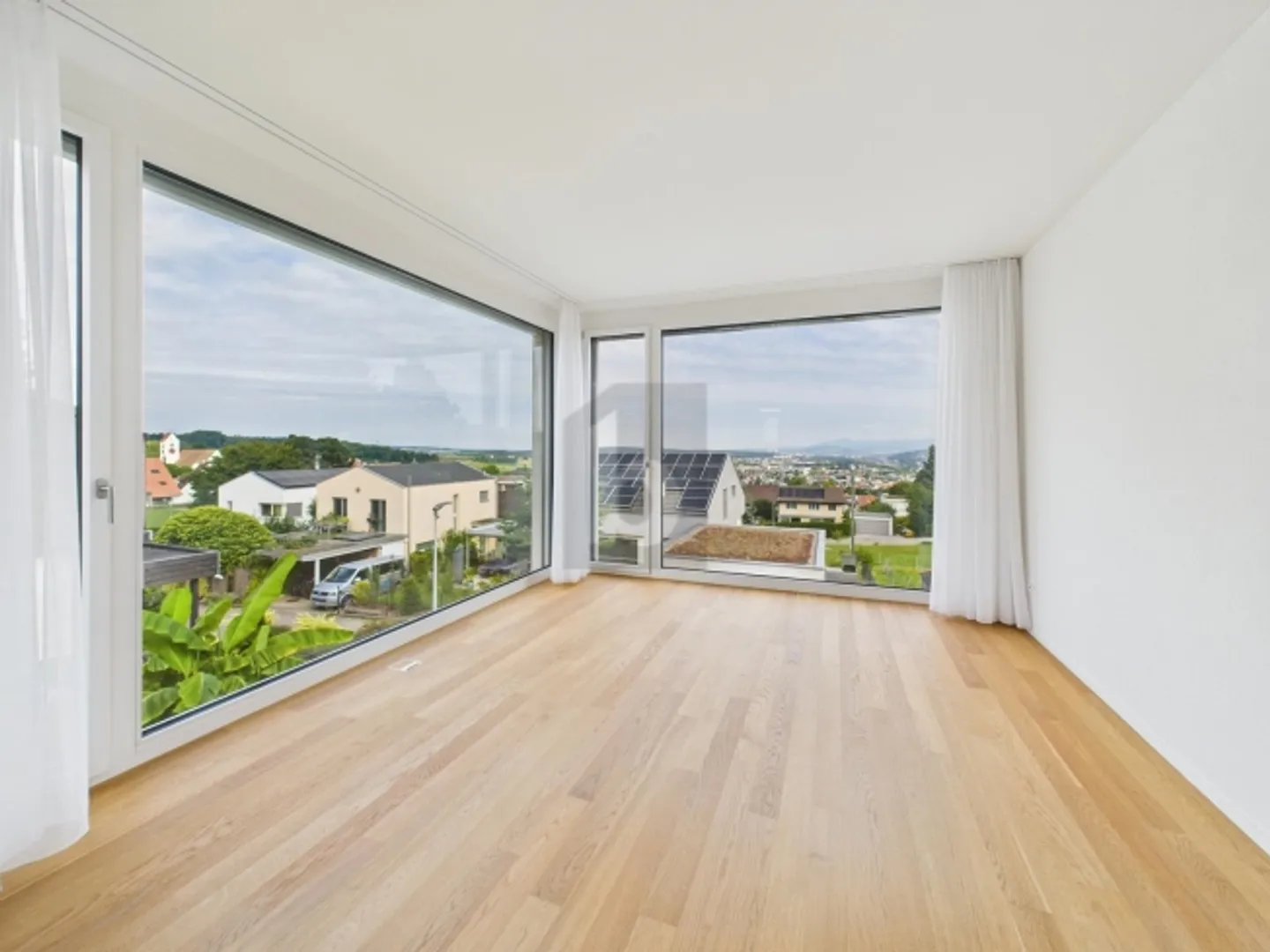 LUMINEUX, MODERNE AVEC UNE VUE ! - Photo 1 sur 6
