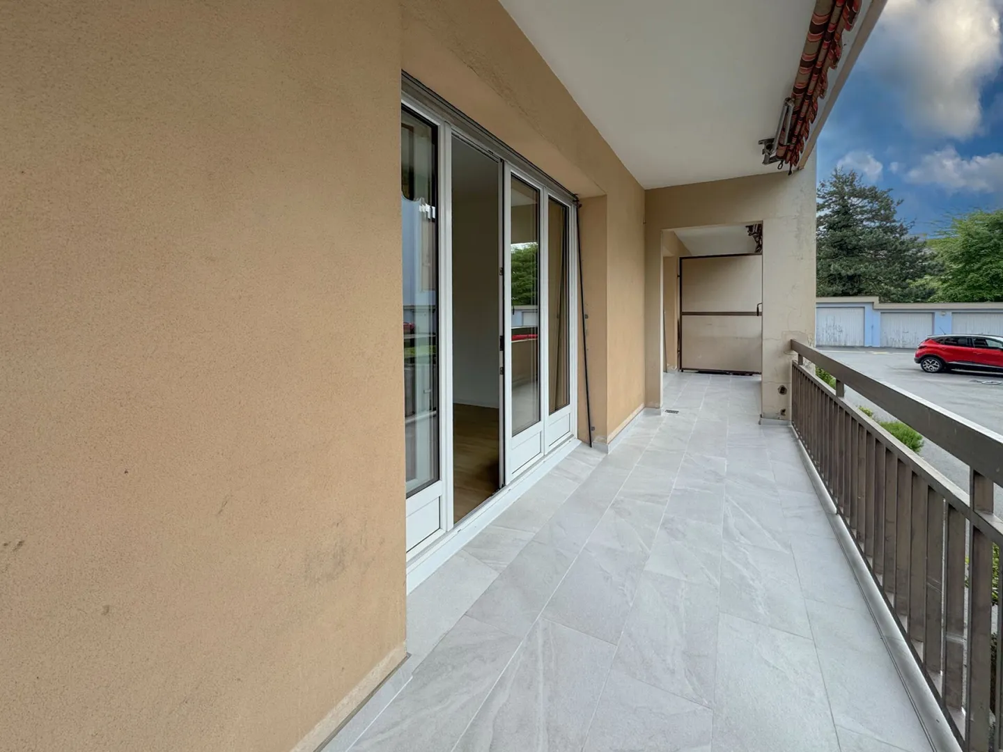 4,5-Zimmer-Wohnung mit Balkon, renoviert und vermietet - Foto 9 von 10