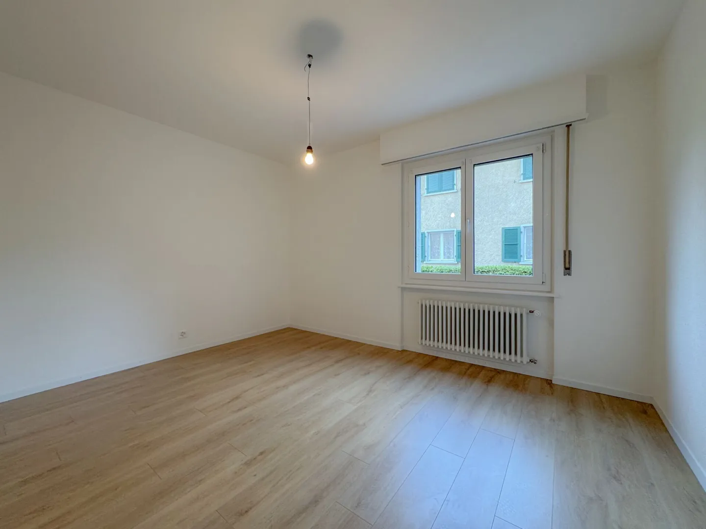 4,5-Zimmer-Wohnung mit Balkon, renoviert und vermietet - Foto 7 von 10