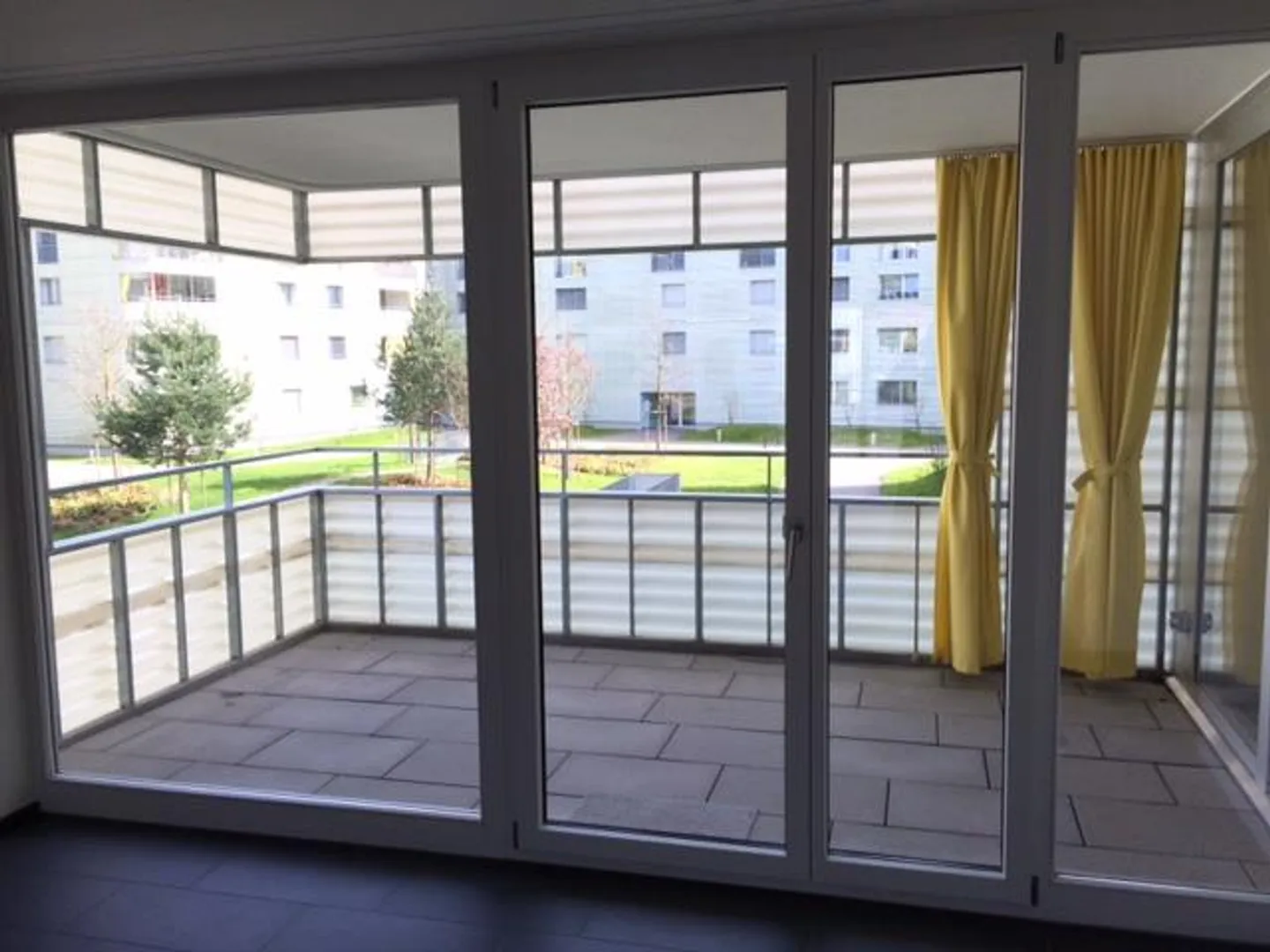 Modernes Apartment mit Loggia - Foto 8 von 8