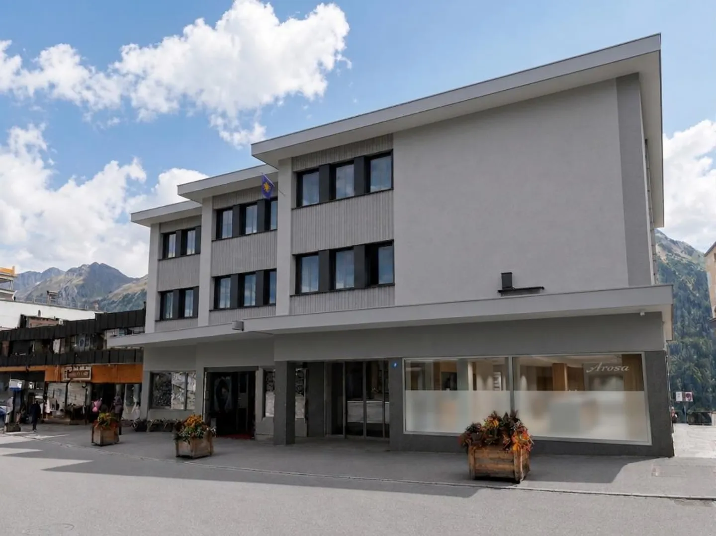 Moderne und zentral gelegene 3.5-Zimmer-Wohnung, in Arosa (Zweitwoh... - Photo 4 of 8