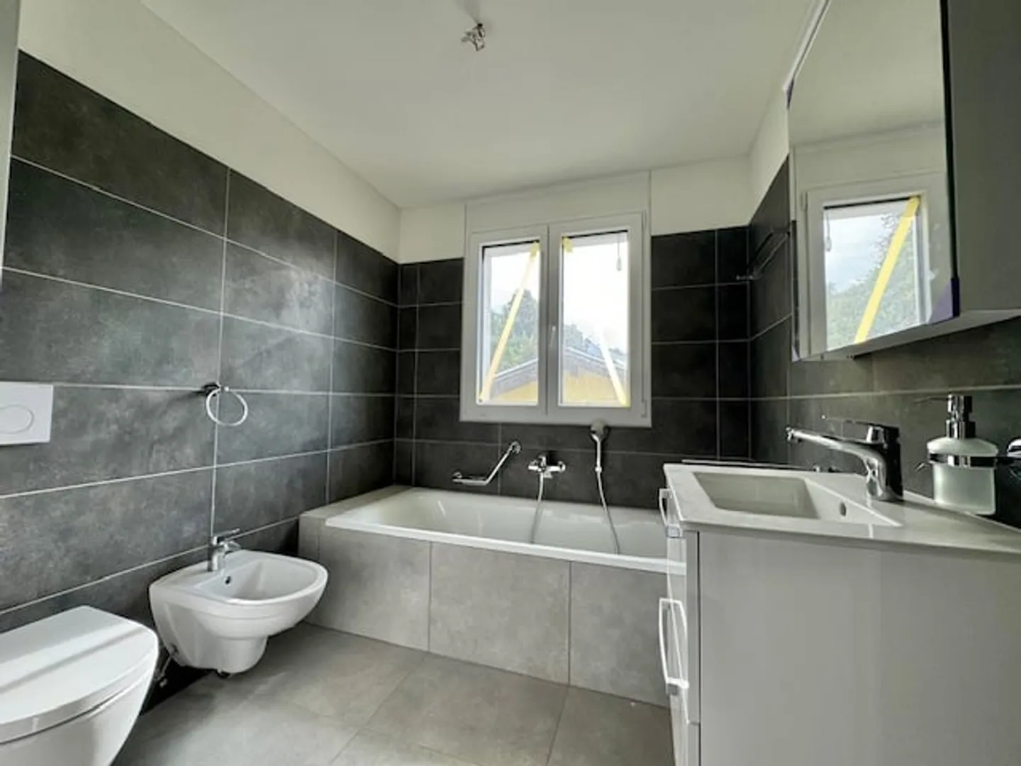 Sale in Cugnasco - New Single-Family House 4.5 Rooms - Photo 12 of 13