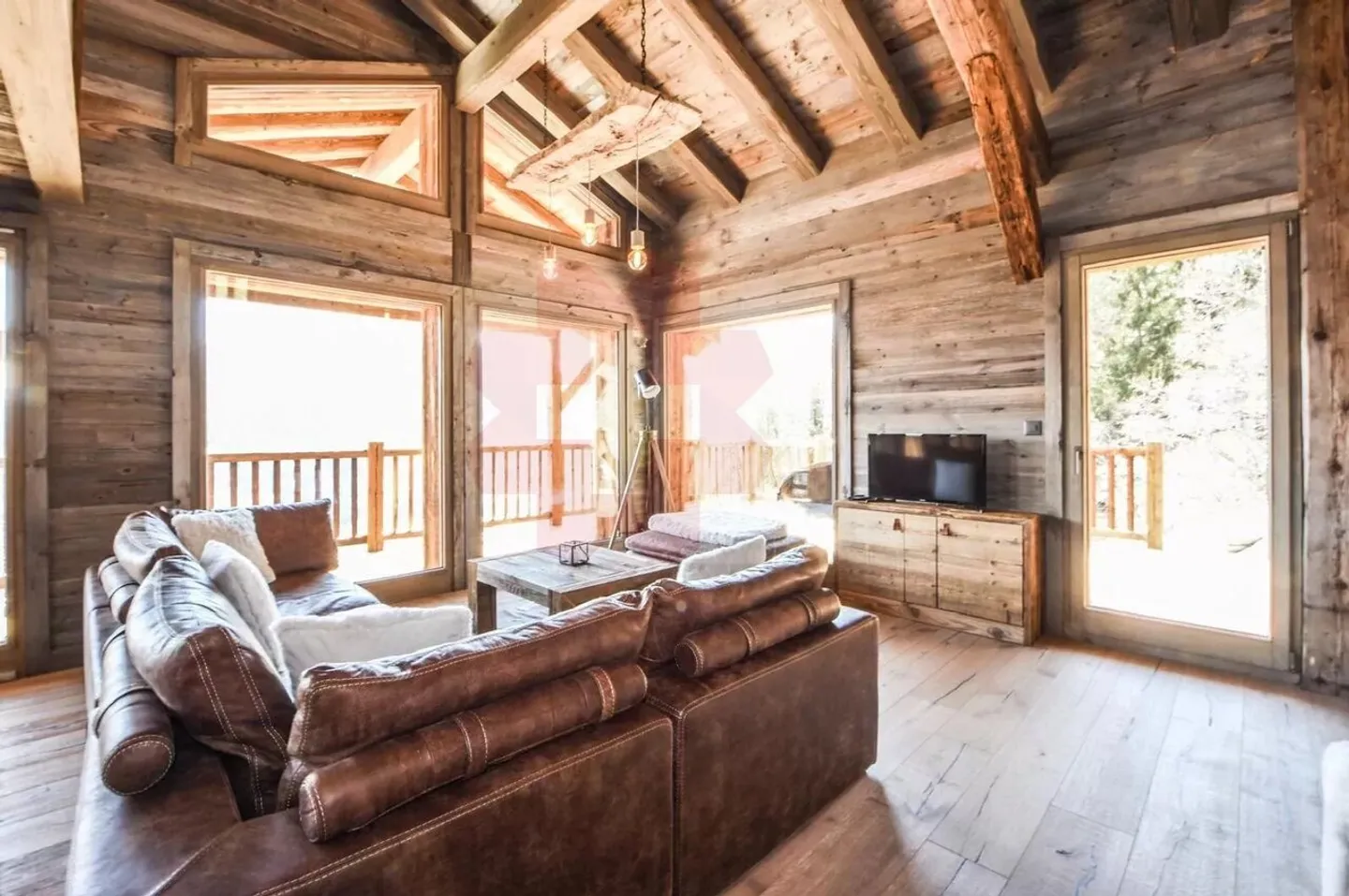 Außergewöhnliches Chalet - Ein einzigartiges Werk im Herzen des Val d'Hérens - Foto 8 von 13
