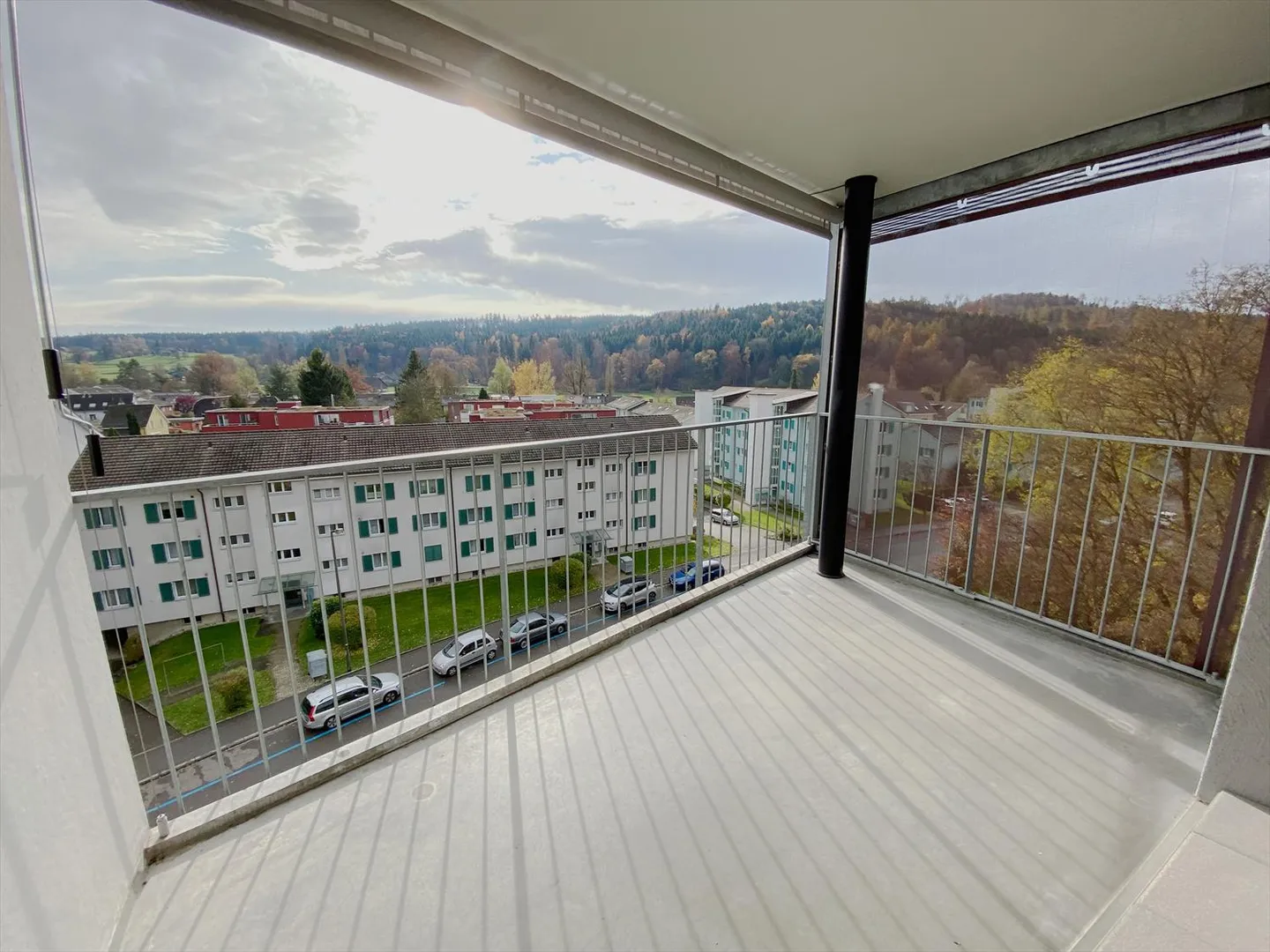 Appartement moderne avec belle vue - Photo 3 sur 11