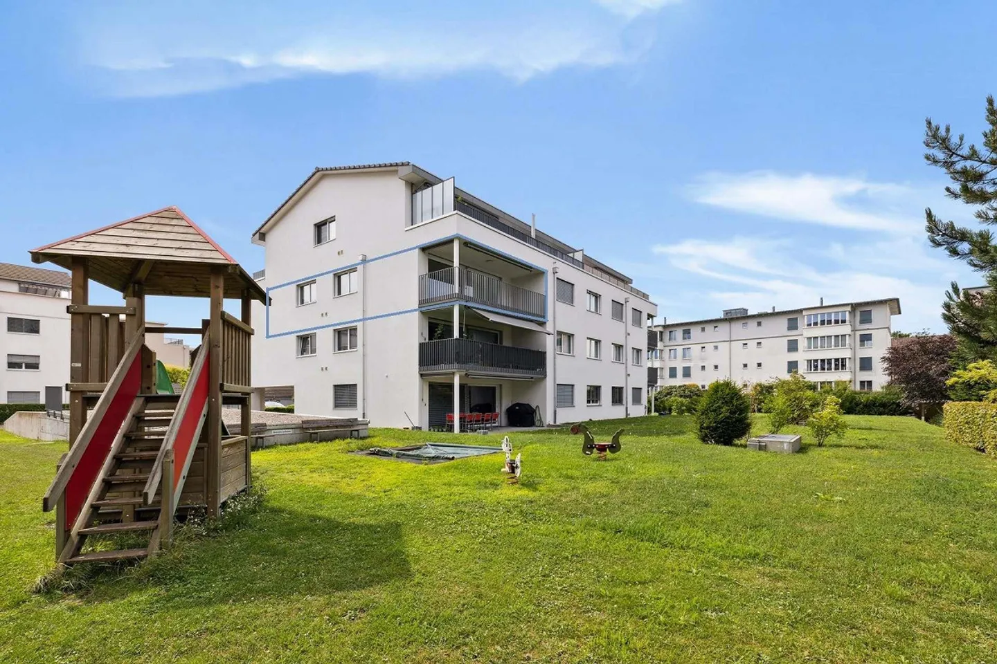 3.5-Zimmer-Wohnung in ruhiger und familienfreundlicher Umgebung - Photo 1 of 12