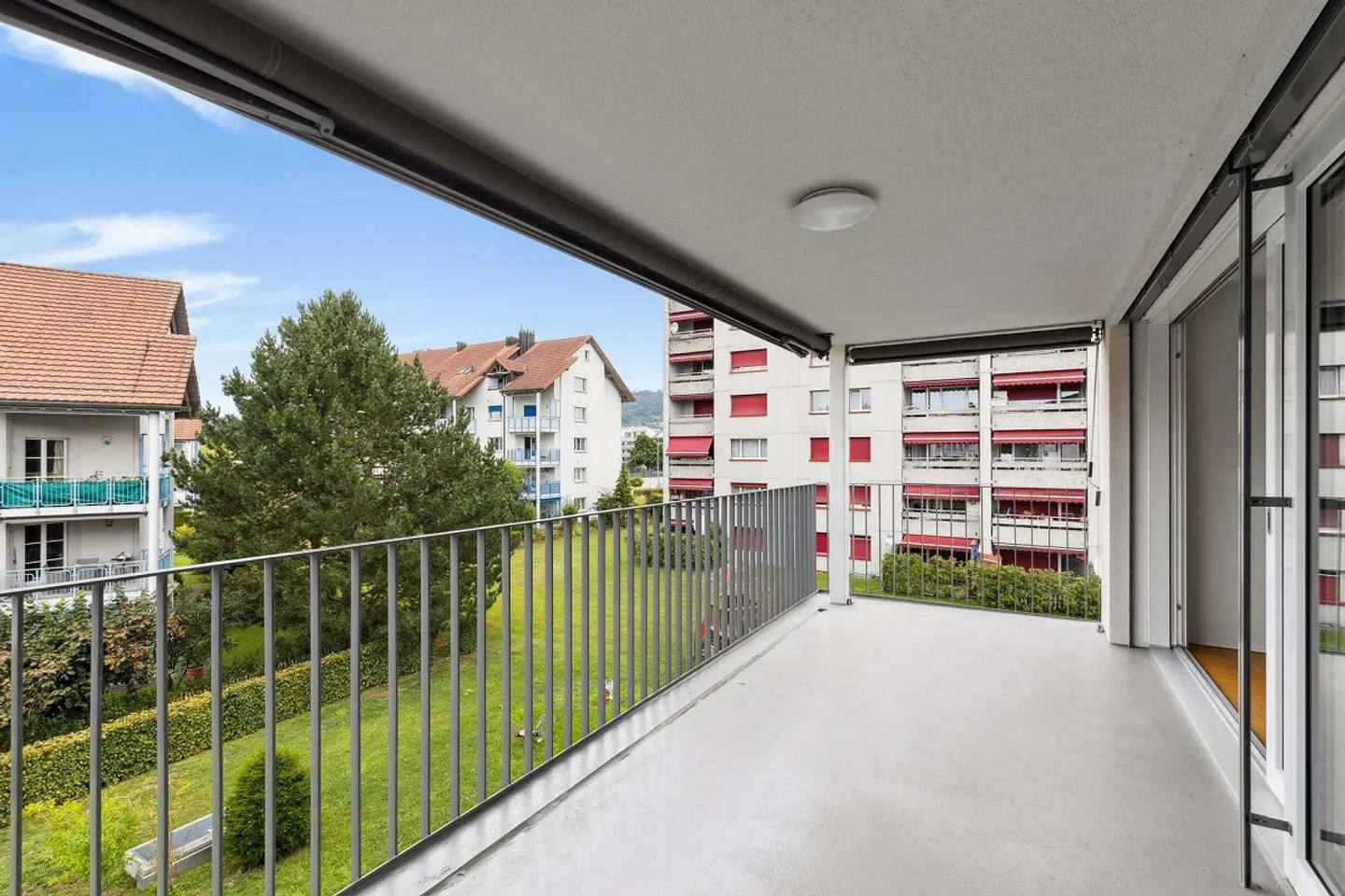 3.5-Zimmer-Wohnung in ruhiger und familienfreundlicher Umgebung - Photo 5 of 12