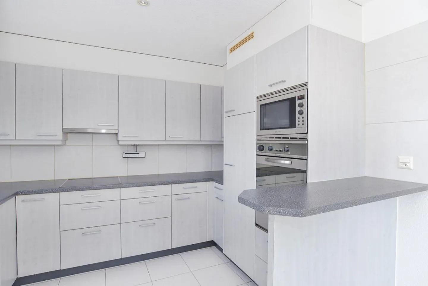 Emménager et profiter : Appartement bien entretenu avec balcon et ascenseur - Photo 6 sur 13