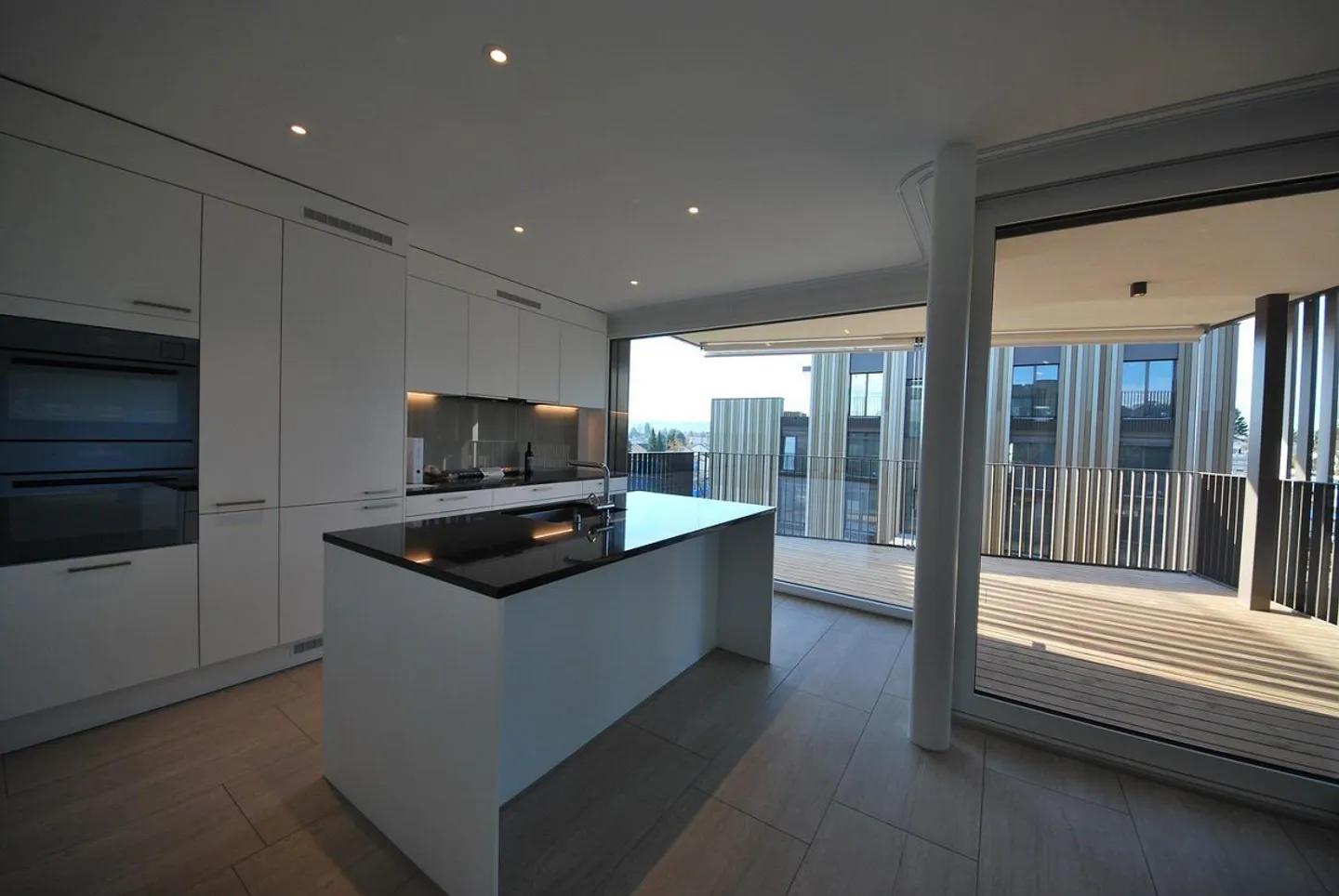 High-quality 3.5-room apartment for rent in Dietlikon - Photo 2 of 7