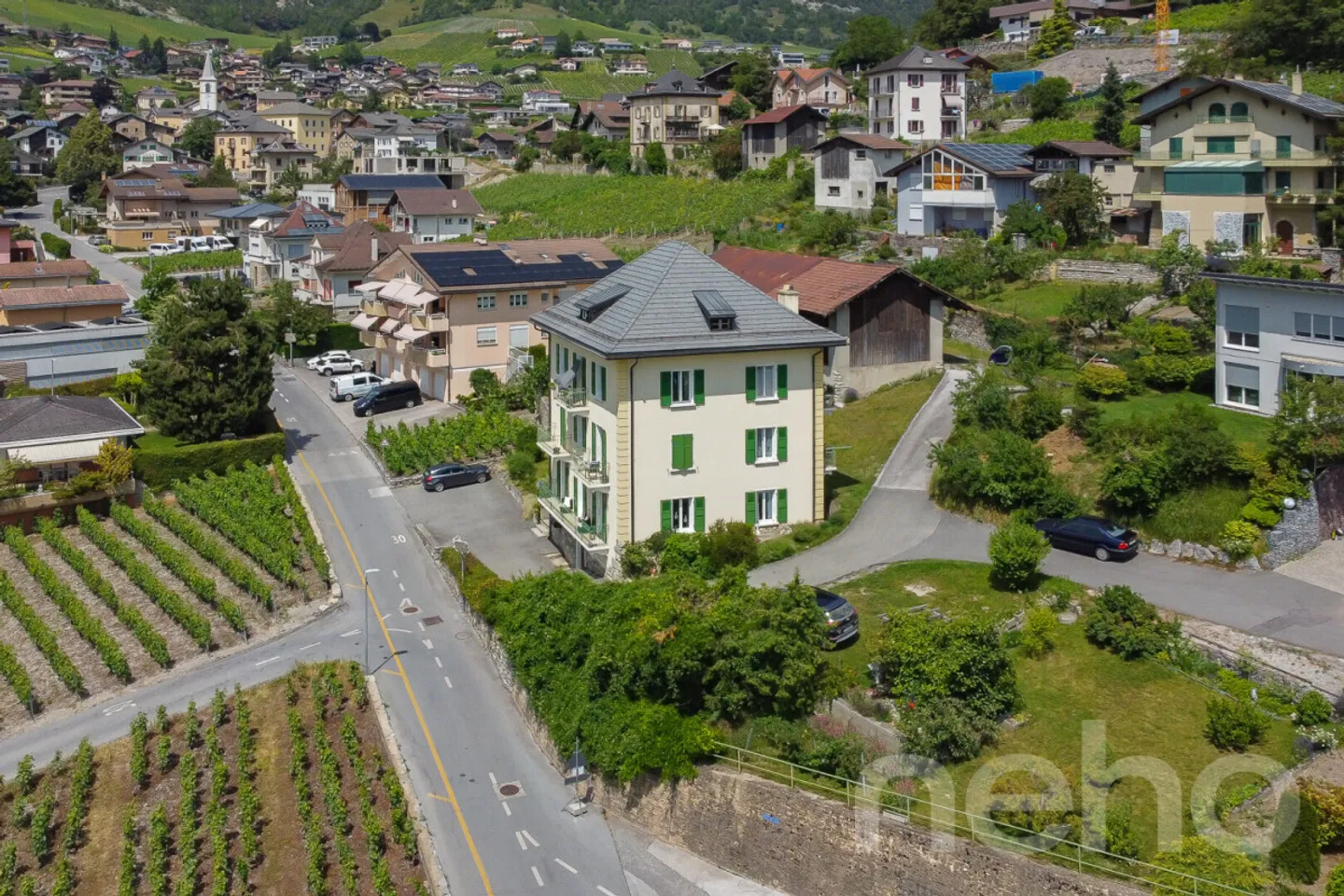 Bellissimo appartamento a Miège - Foto 1 di 12