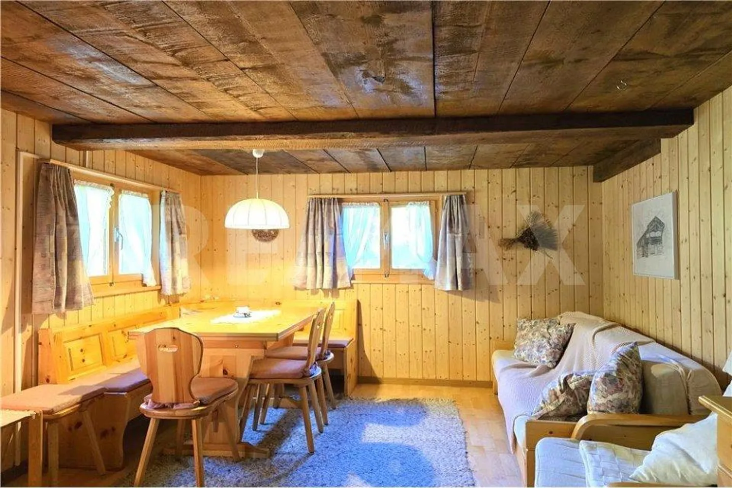 Traditionelles Walliser-Chalet mit Charme im Grünen versteckt - Photo 10 of 13