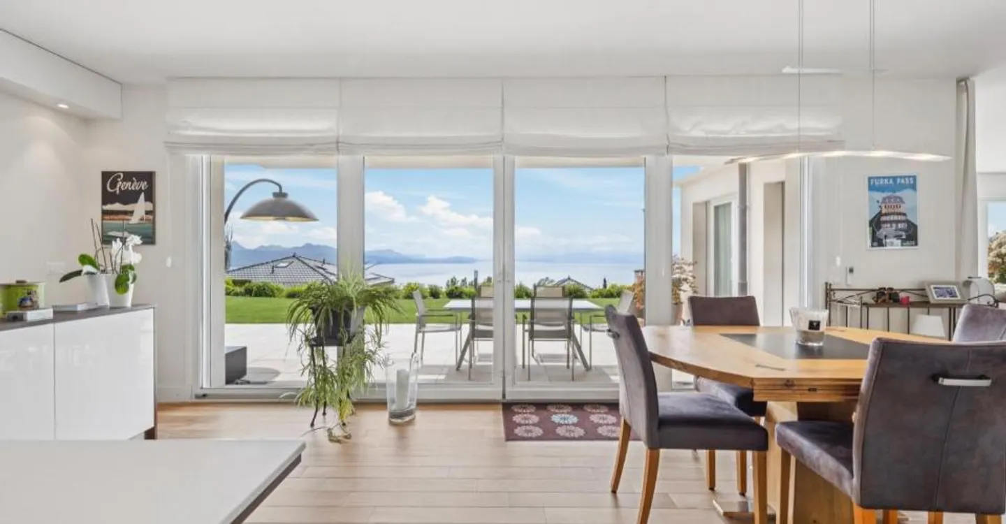 Zeitgemäße Wohnung mit Aussicht - Foto 3 von 12