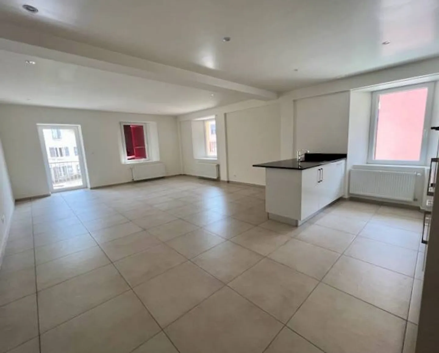 Bel Appartement Rénové - Photo 7 sur 7