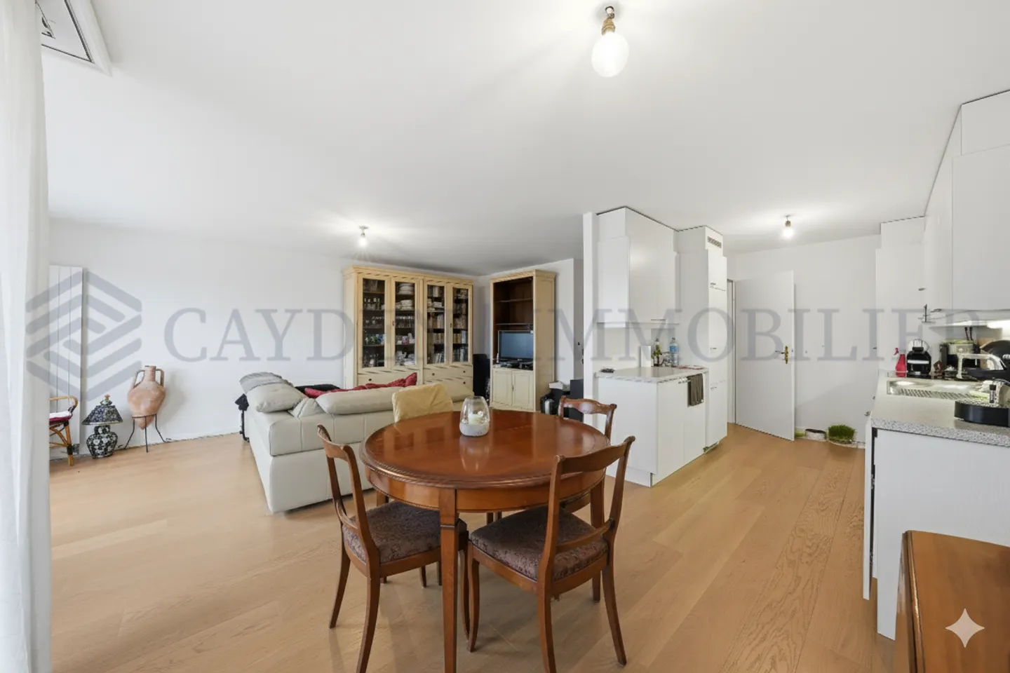Helles Apartment mit Jura-Blick - Foto 5 von 9