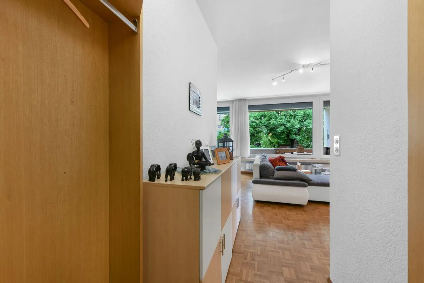 Appartamento 3.5 locali con balcone – pronto per il tuo nuovo capitolo - Foto 11 di 15