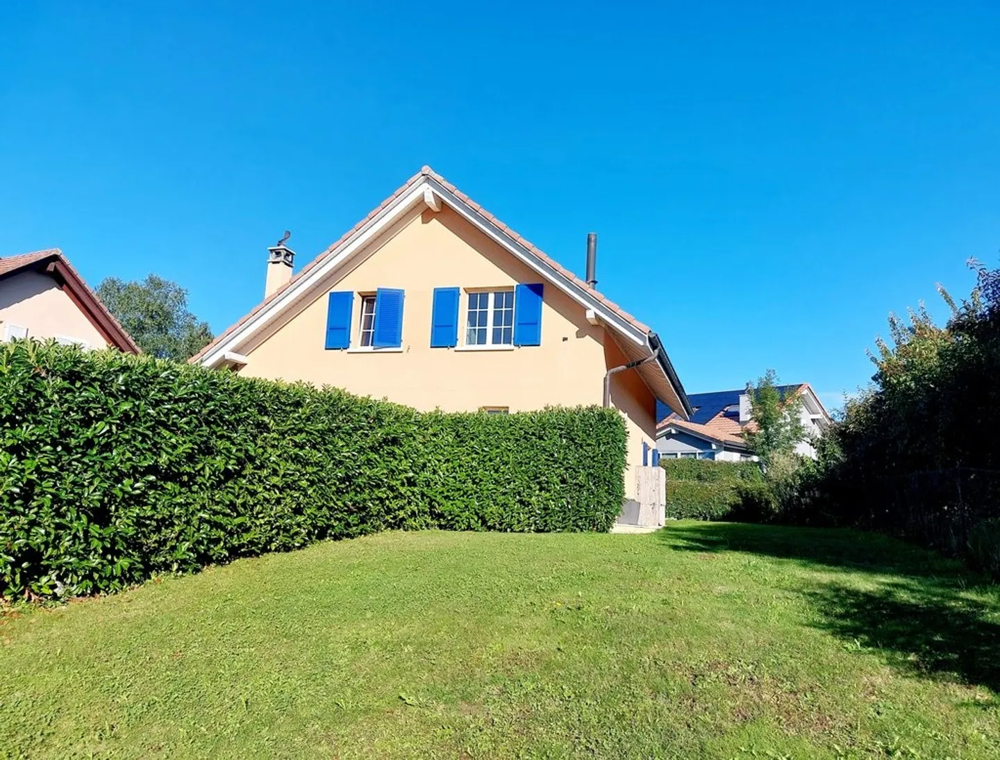 Maison individuelle avec 5,5 pièces - Photo 1 sur 12