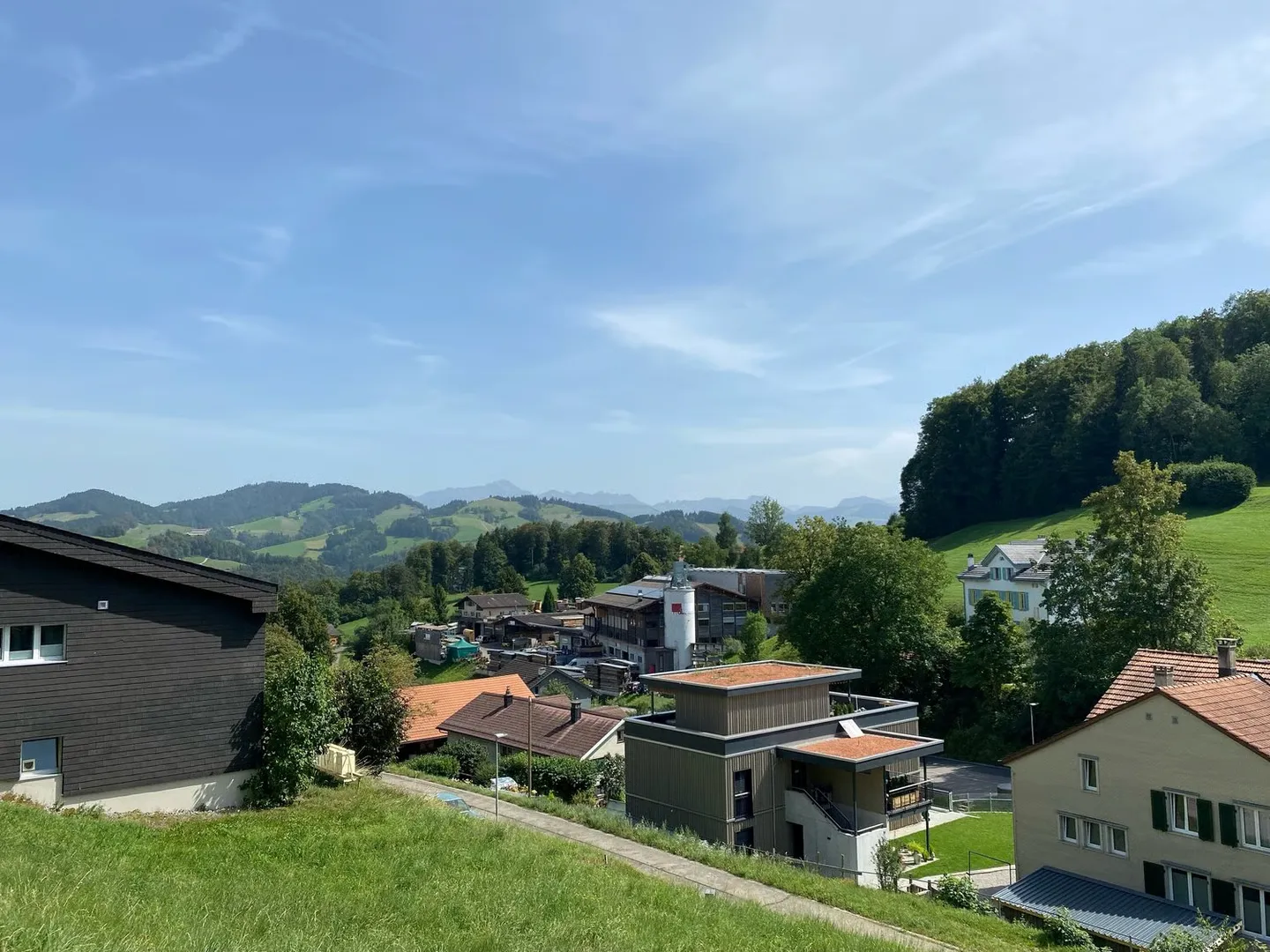Neubau mit Säntisblick – viel Platz für Ihre Wohnträume! - Photo 2 of 10