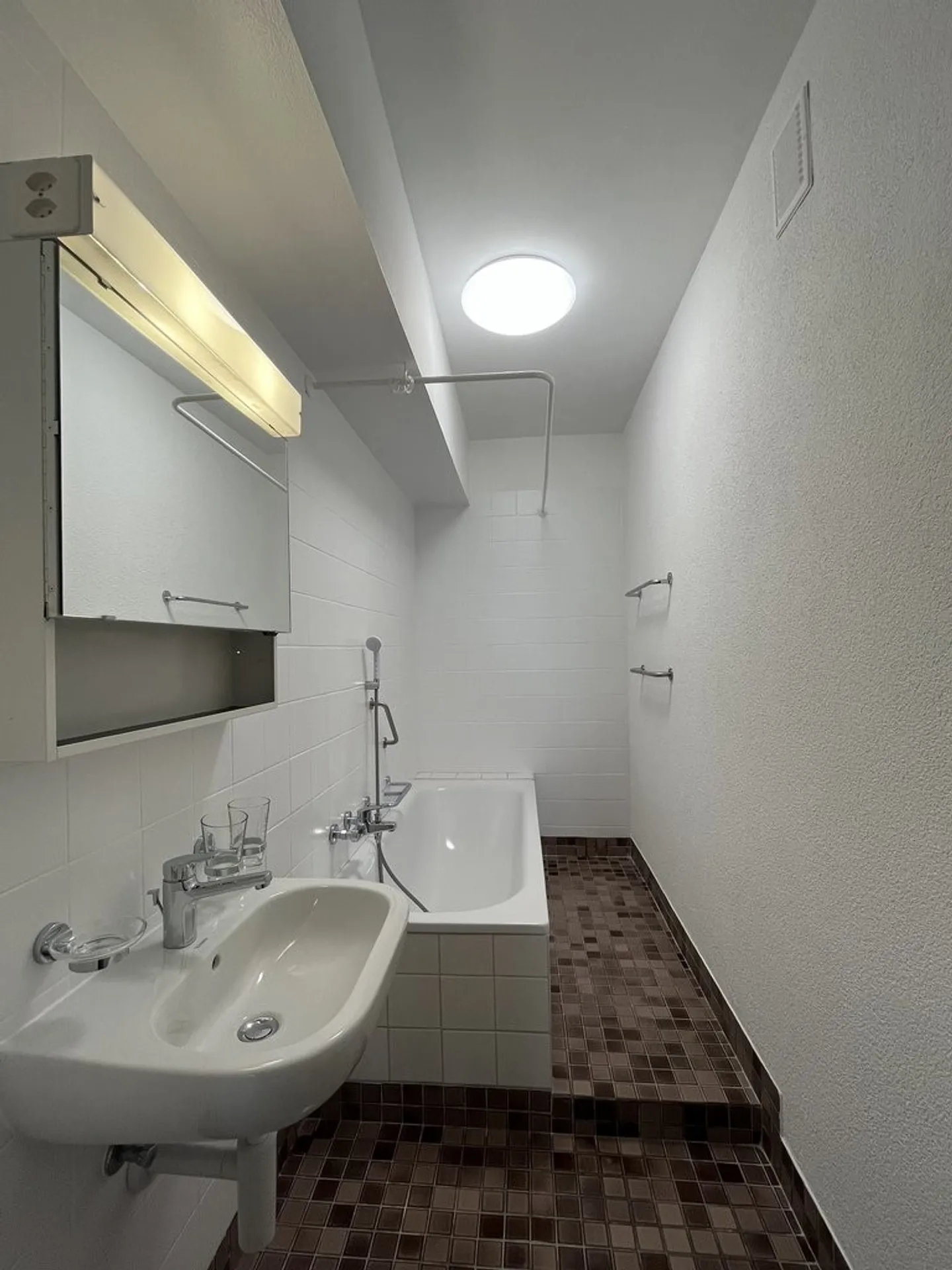 Appartement spacieux près de la gare - Photo 5 sur 6