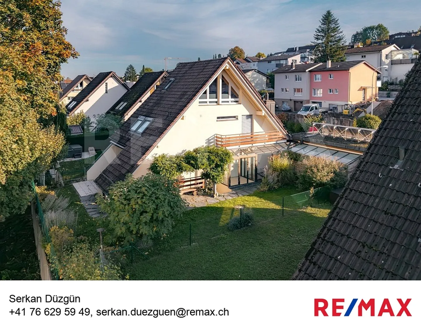 Charmantes 5.5-Zimmer-Doppeleinfamilienhaus an ruhiger Lage in Dällikon - Foto 1 di 13