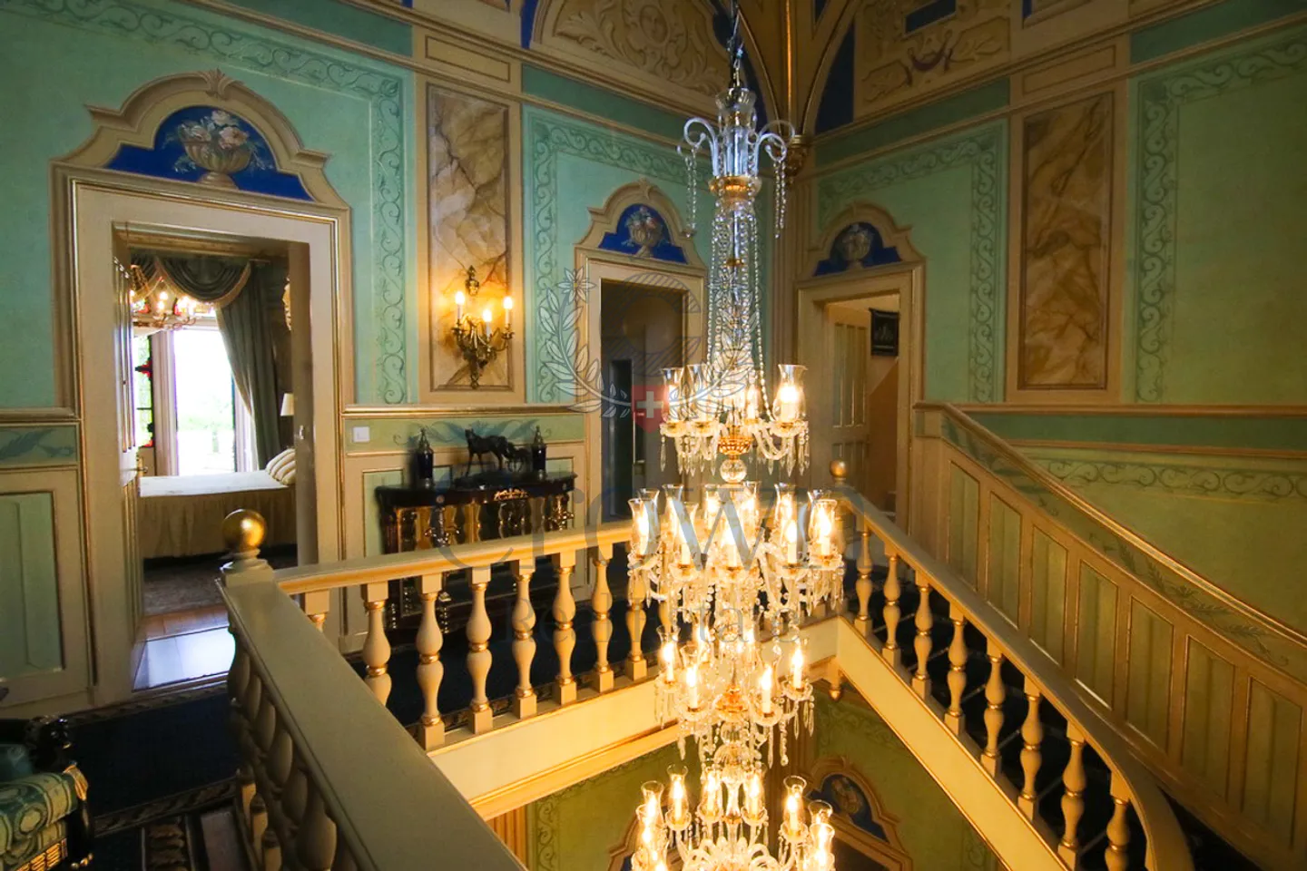 Castle Life at Your Fingertips! - Photo 18 of 37