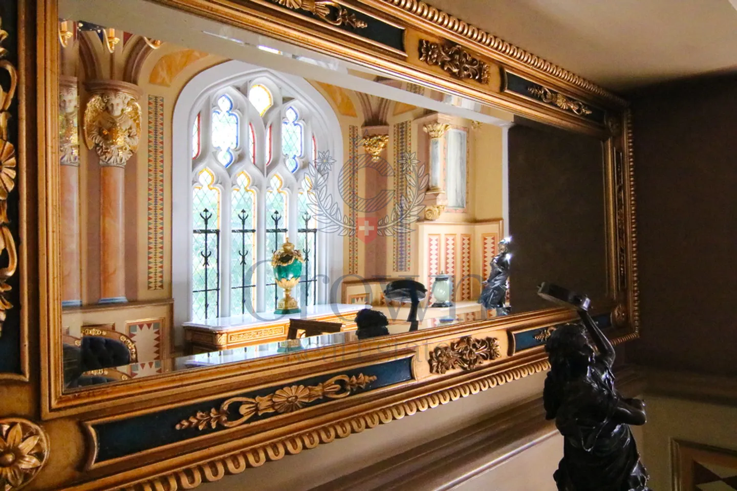 Castle Life at Your Fingertips! - Photo 33 of 37