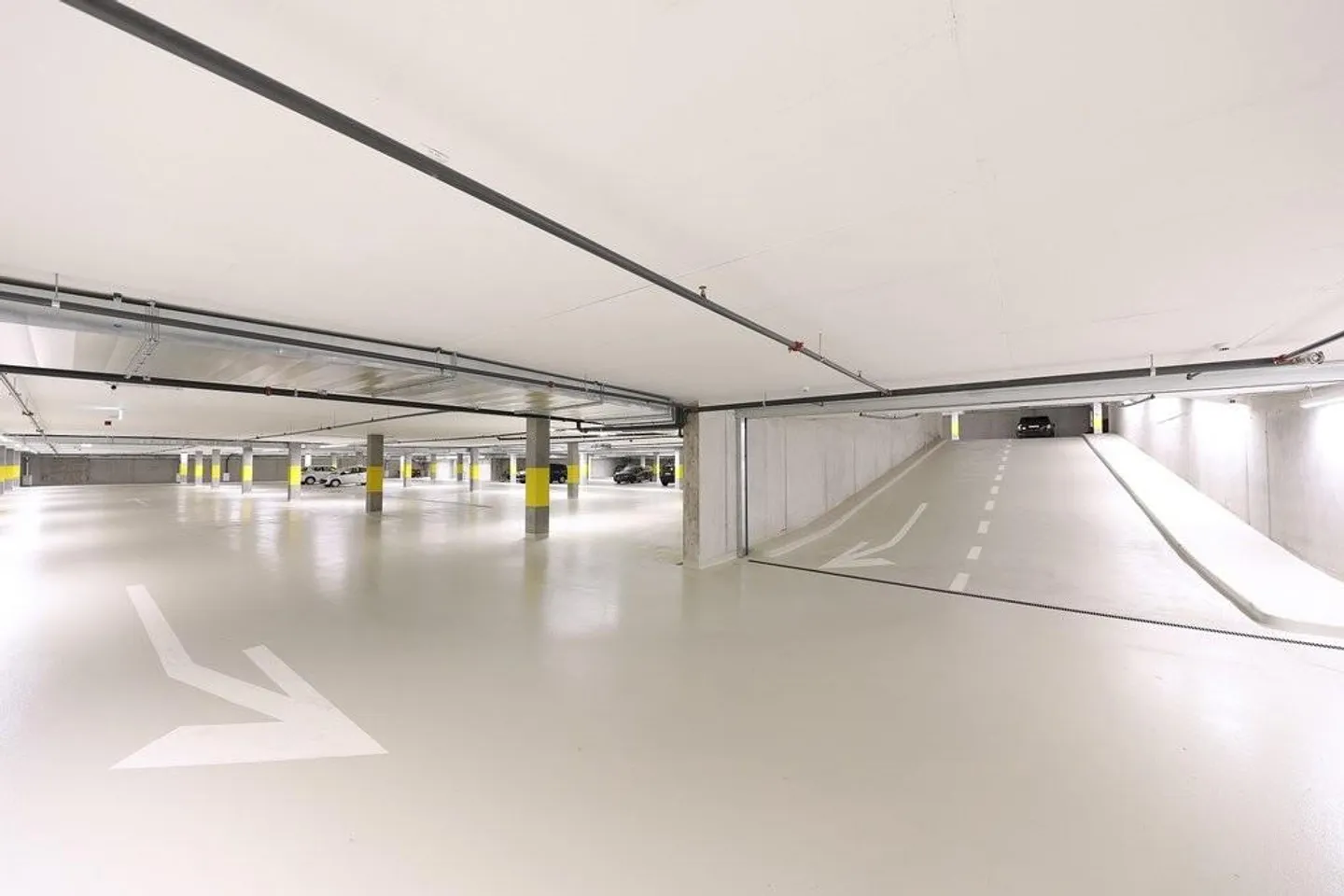 Posto auto in affitto a Ilanz! - Foto 2 di 3