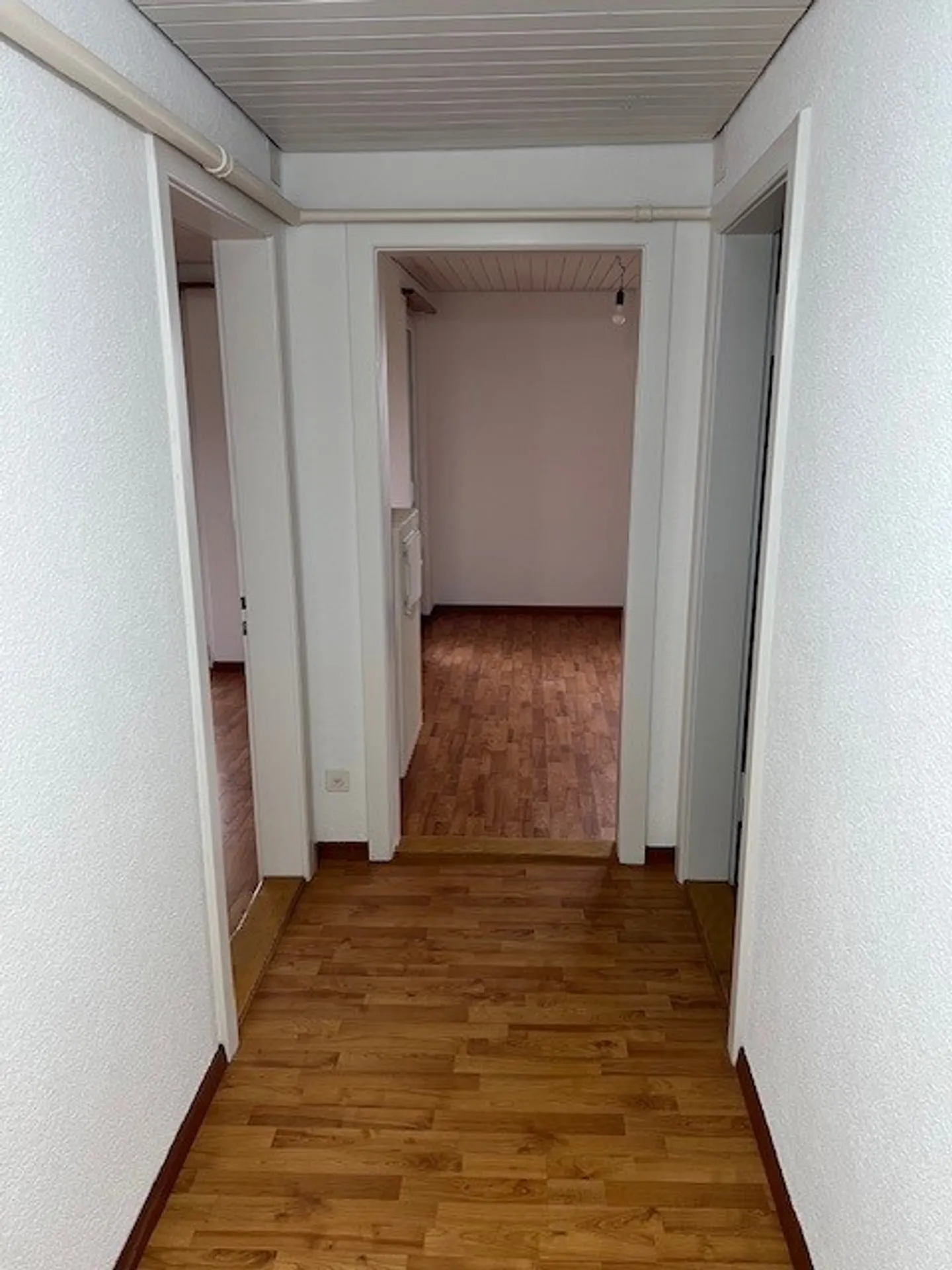 Moderne Wohnung mit Balkon - Foto 5 von 24