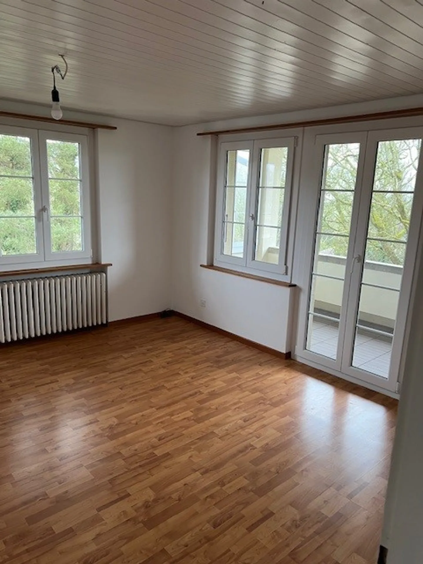Moderne Wohnung mit Balkon - Foto 6 von 24