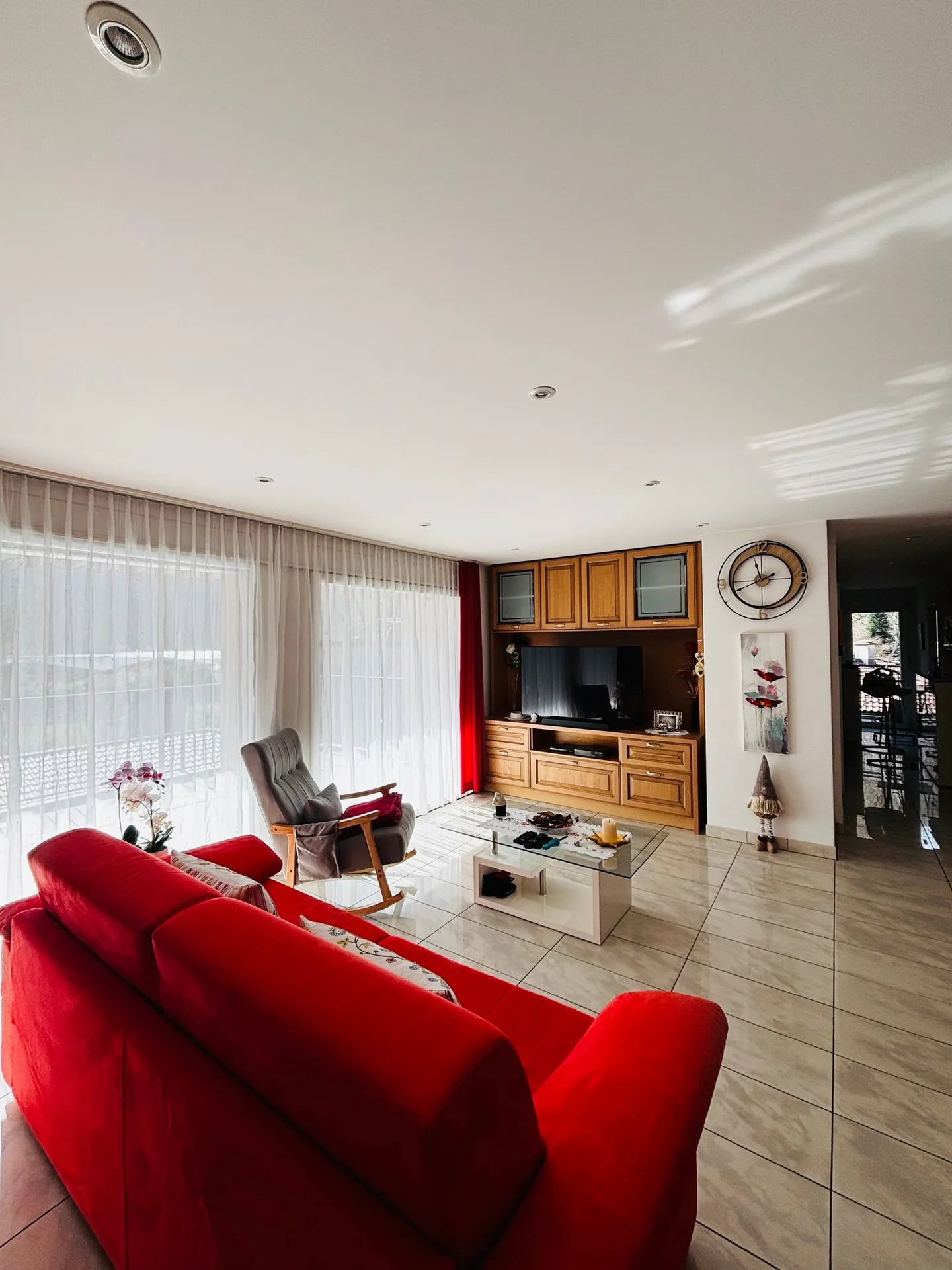 Élégance et tranquillité : 5,5 pièces à Grono avec vue sur le paysage ! - Photo 5 sur 15