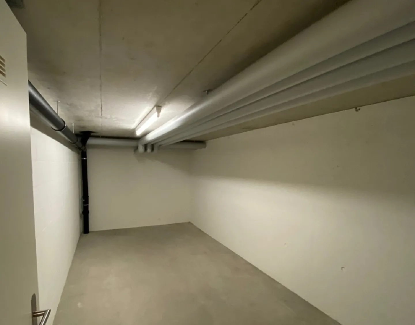 Ampio e moderno appartamento di 4,5 stanze al 1° piano, finiture interne di alta qualità - Foto 12 di 12