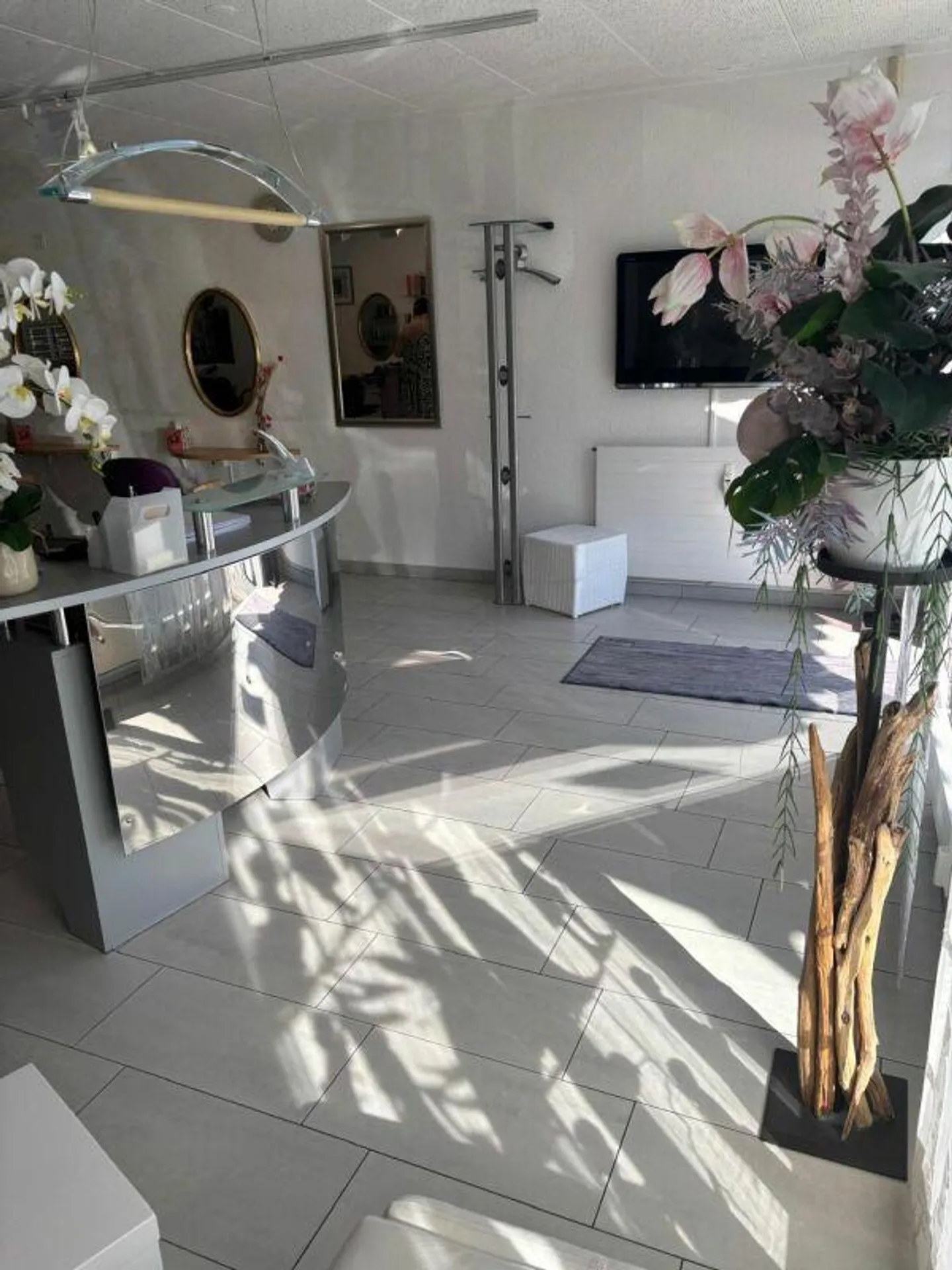 Spazio commerciale di 74 m2 a Dübendorf limitato fino al 30 giugno 2028 - Foto 3 di 6