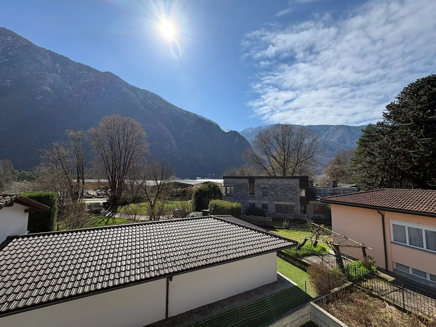 Élégance et tranquillité : 5,5 pièces à Grono avec vue sur le paysage ! - Photo 14 sur 15