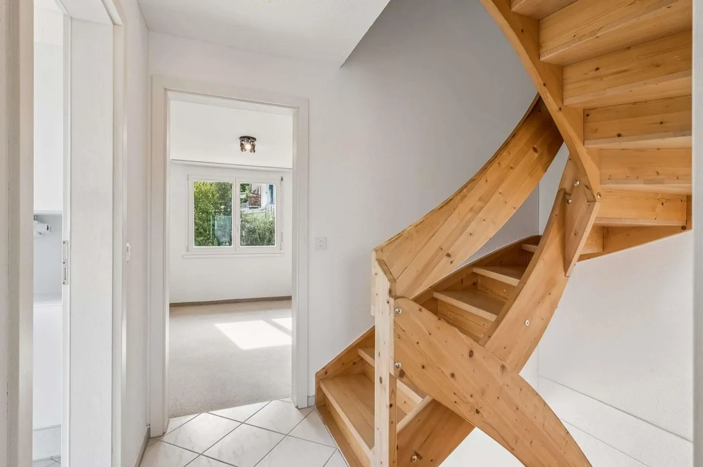 4.5-Zimmer-Reiheneckhaus im familienfreundlichen Quartier - Foto 12 di 21