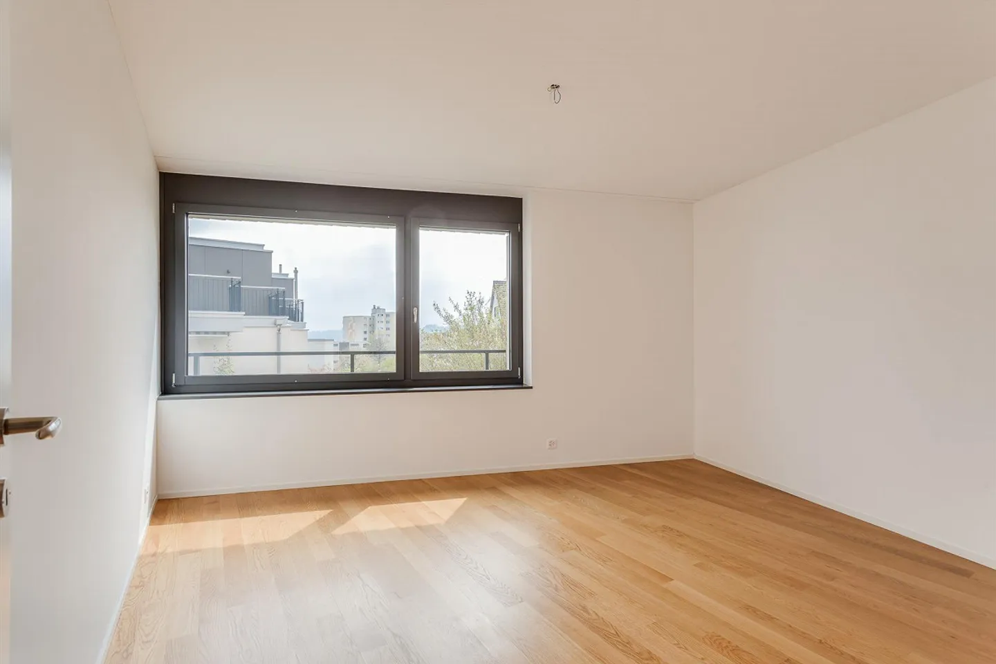 Appartamento di Lusso con Vista Lago - Foto 6 di 10