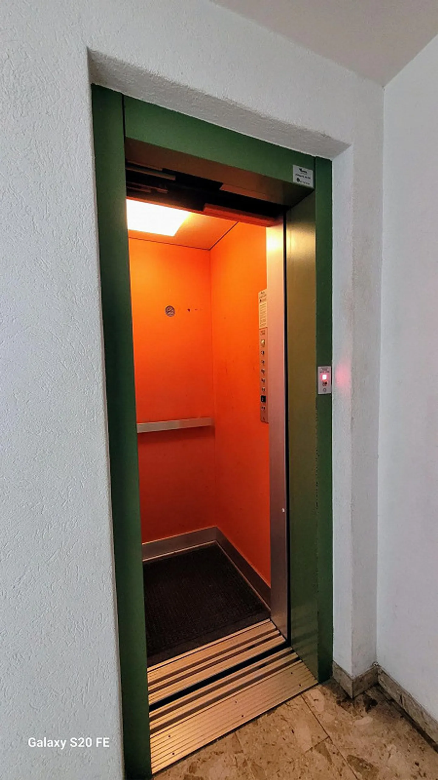 Oasi abitativa in una zona residenziale privilegiata adiacente a una zona agricola - Foto 9 di 26