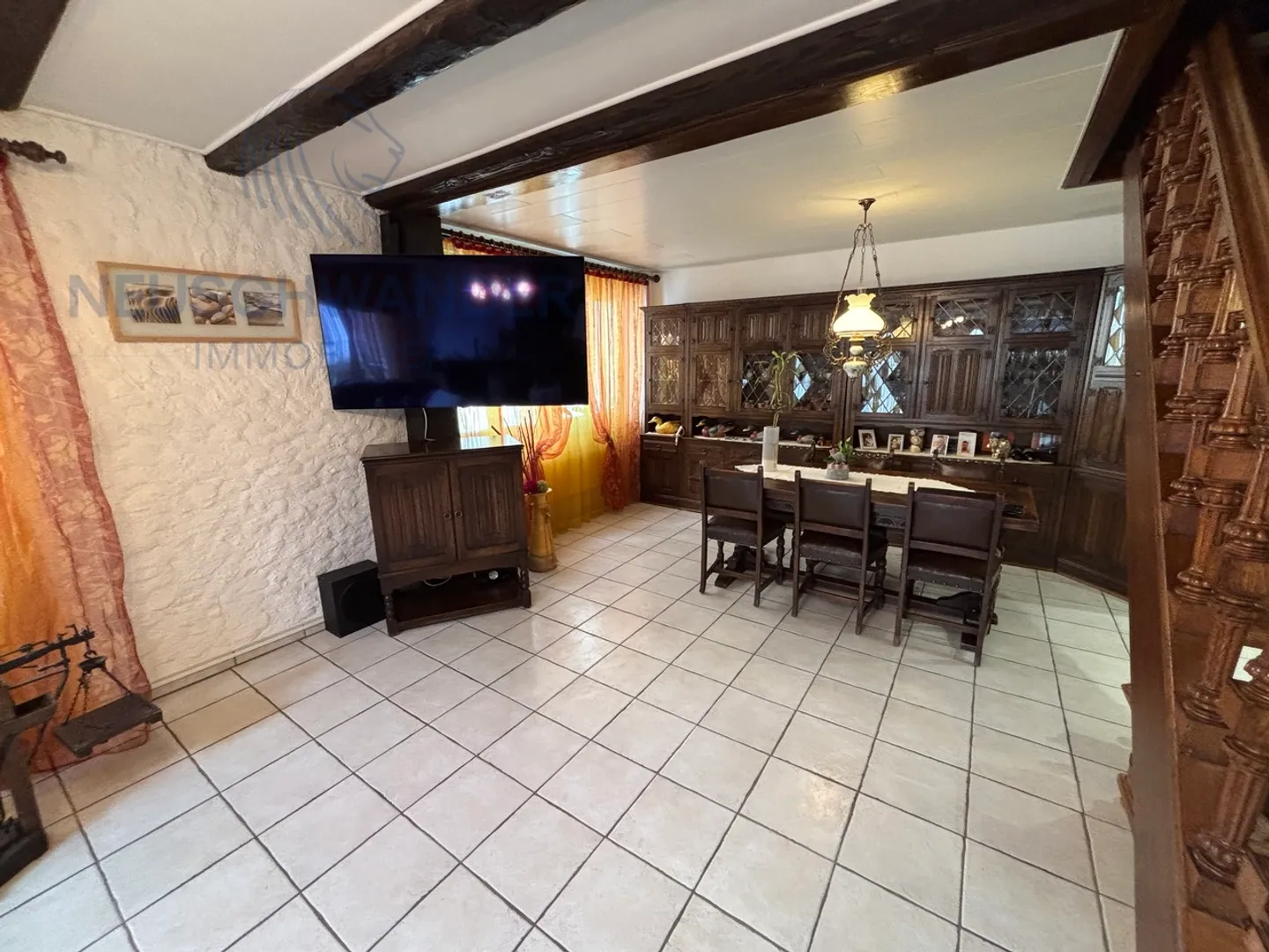 Incantevole e spaziosa nel cuore del villaggio - Foto 9 di 13