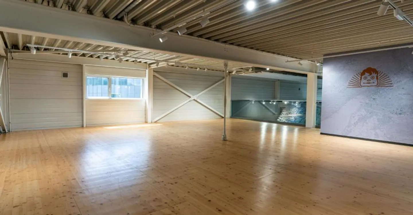 Espaces de bureaux et commerciaux attrayants et bien desservis dans le Bözingenfeld de Bienne - Photo 9 sur 12