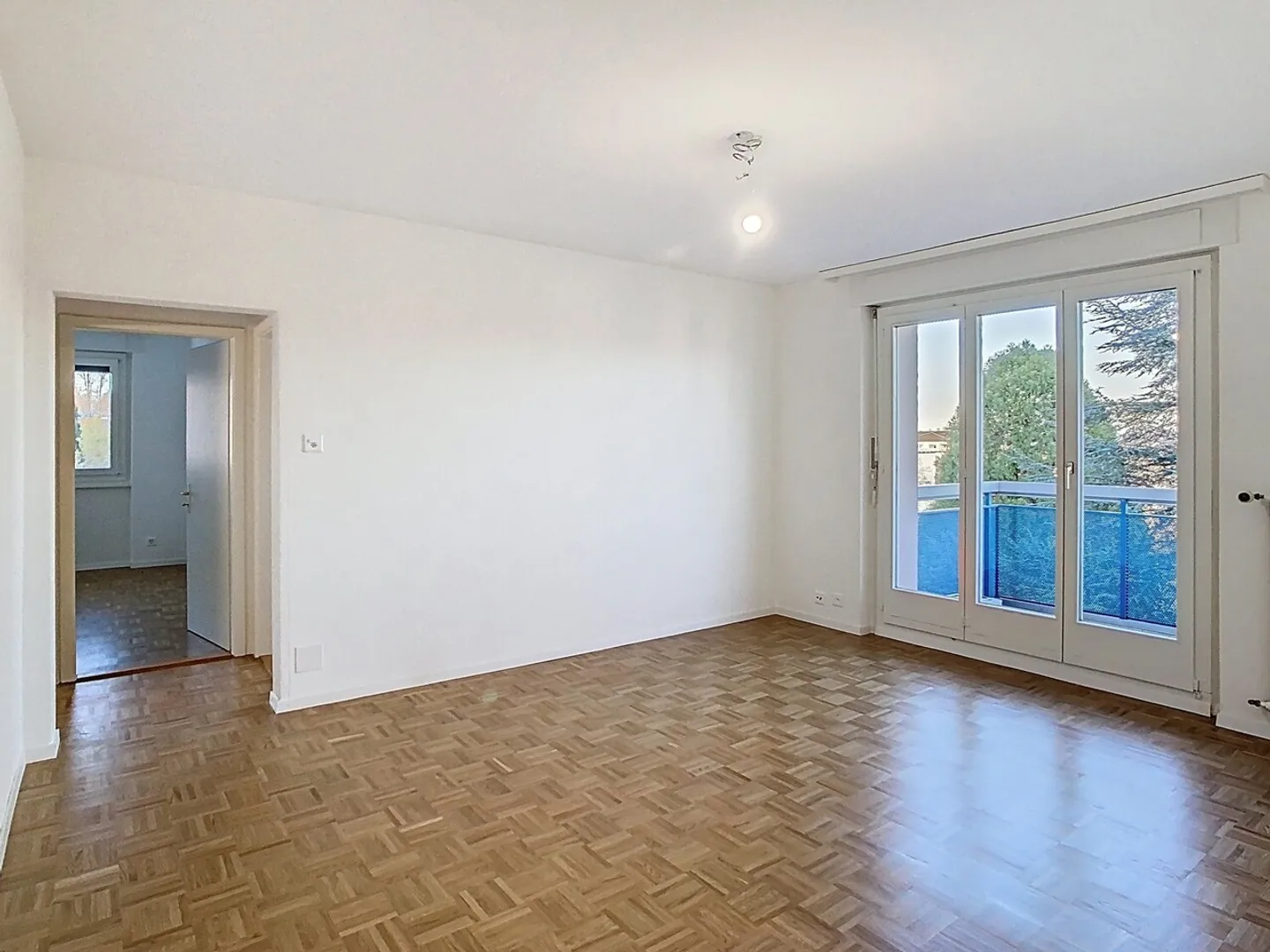 Charmante Unterkunft sehr gut gelegen und komplett renoviert - Foto 3 von 11