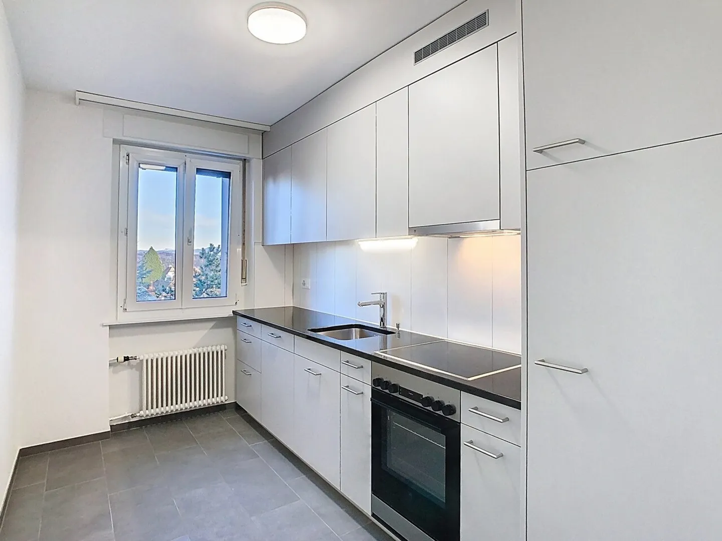 Charmante Unterkunft sehr gut gelegen und komplett renoviert - Foto 1 von 11