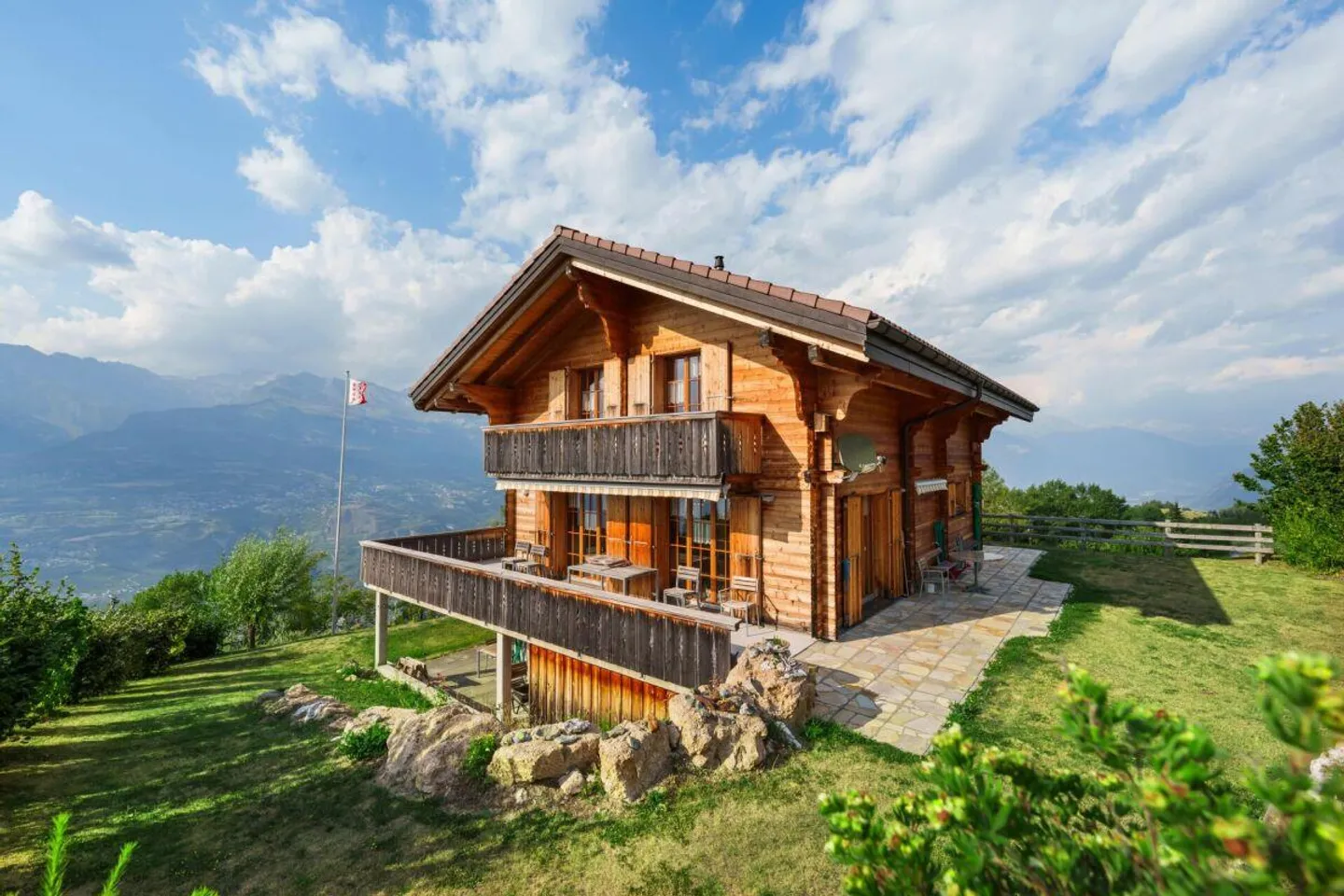 Exklusives Chalet mit atemberaubendem Blick - Foto 1 von 13