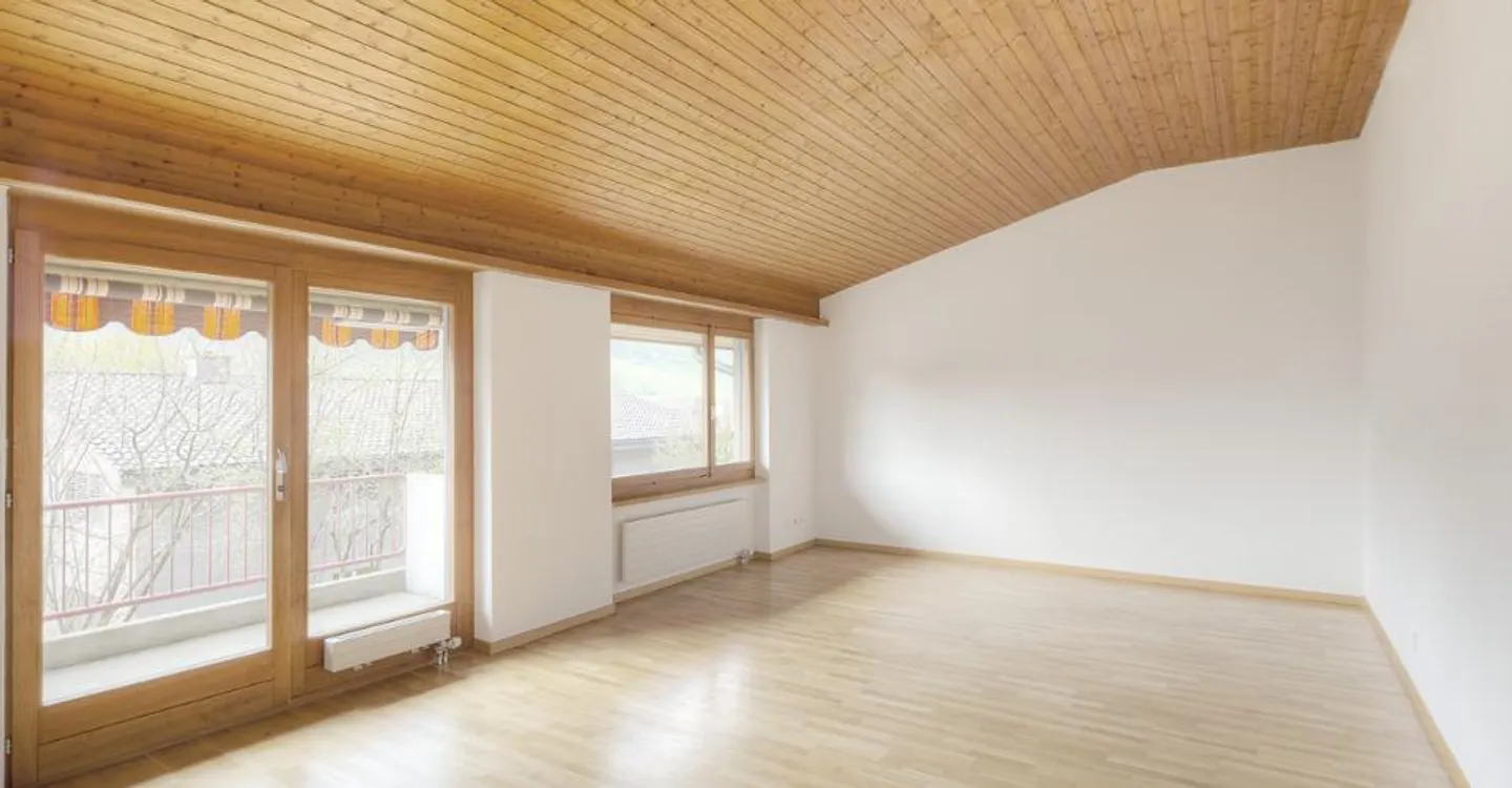 Sonnige 4½ Zimmer Wohnung - Foto 4 von 10