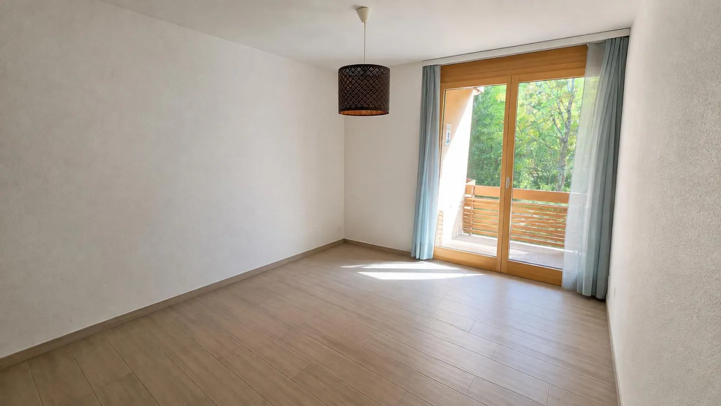 Spacious, bright 3.5-room maisonette attic apartment in a central location - Photo 3 of 6